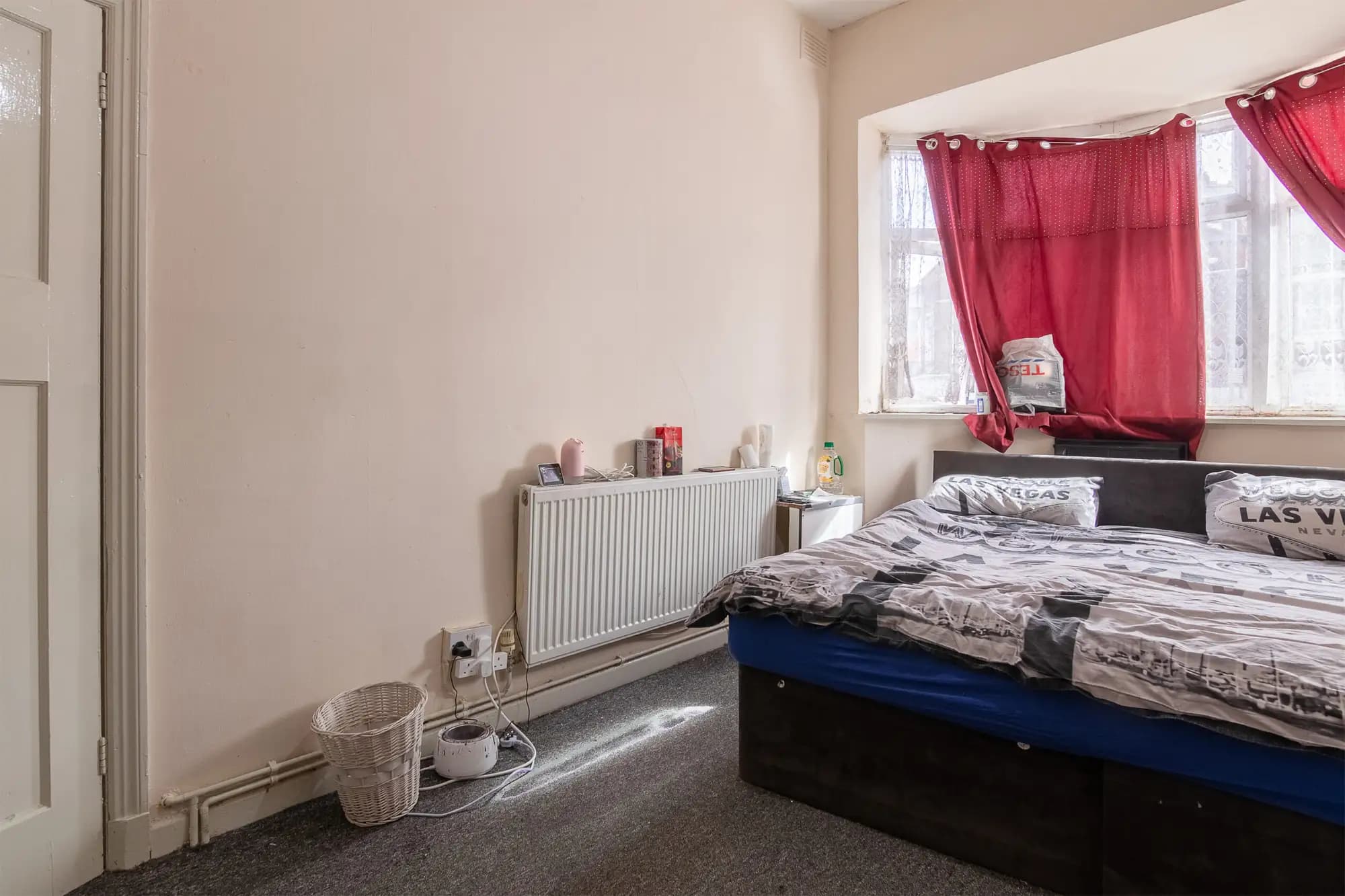 property photo 10 of 17