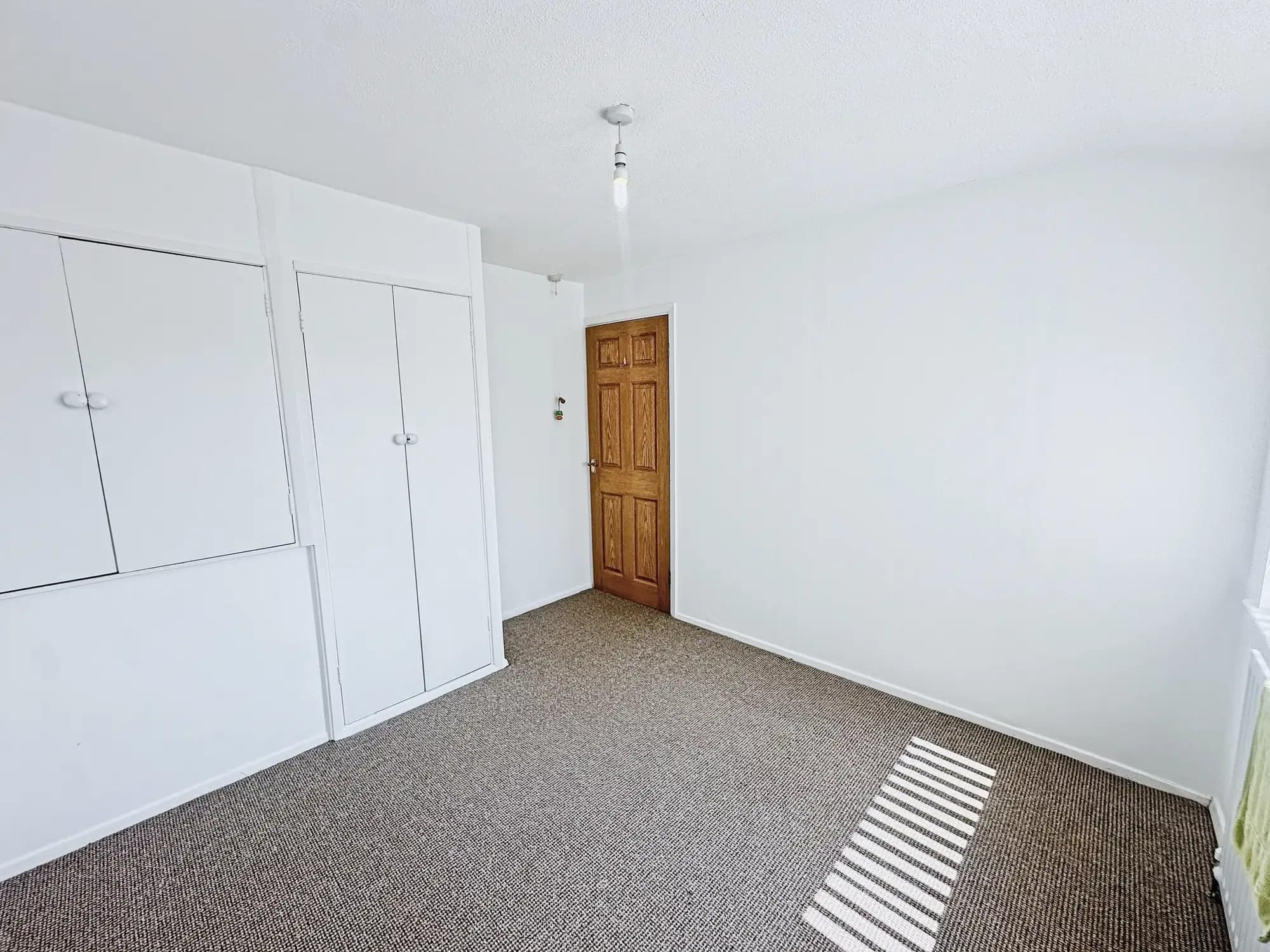 property photo 11 of 20