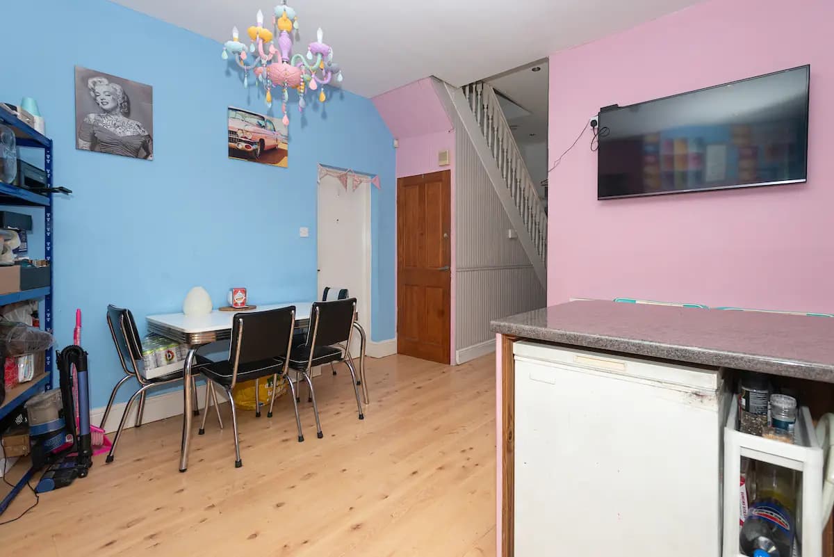 property photo 15 of 55