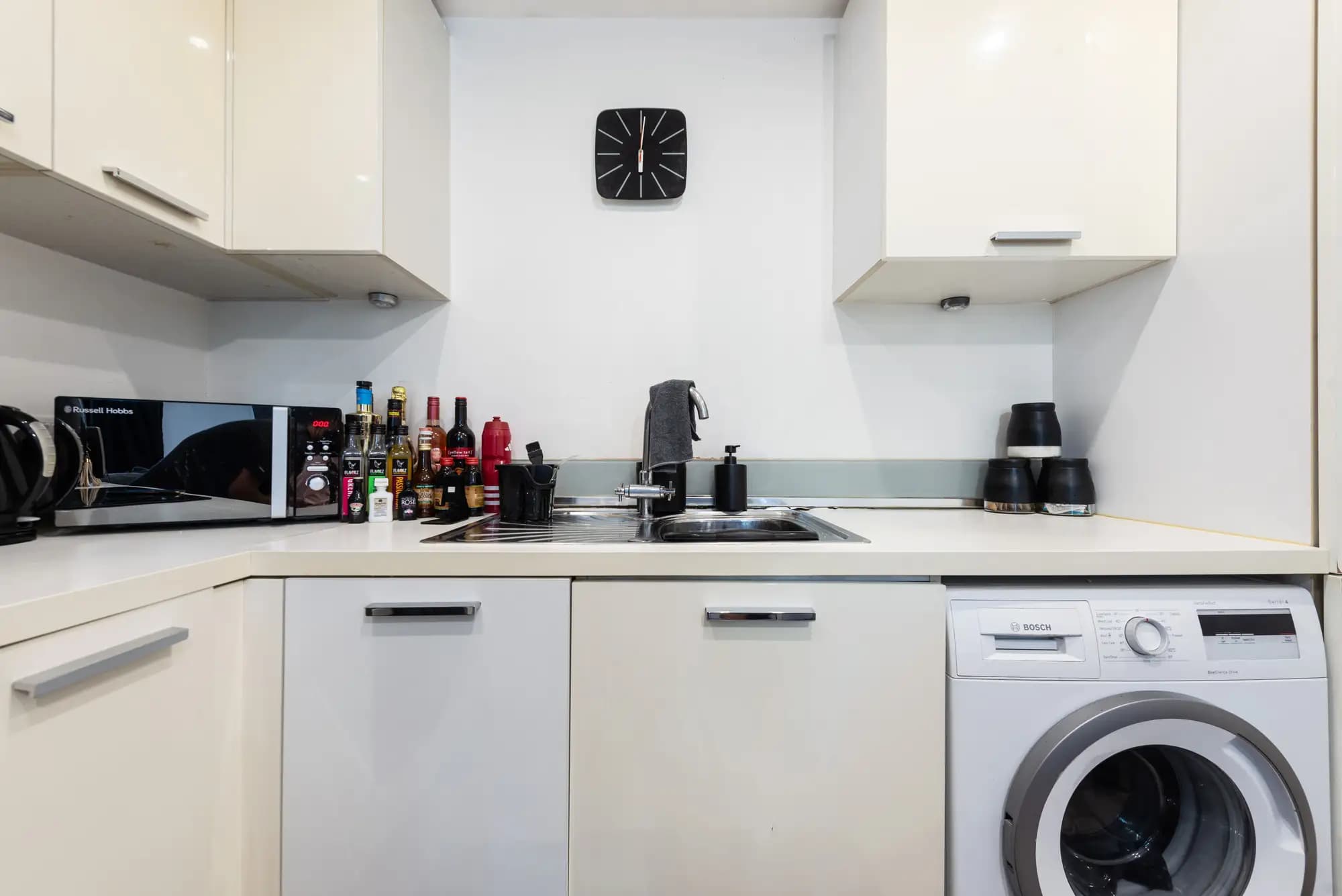 property photo 16 of 42