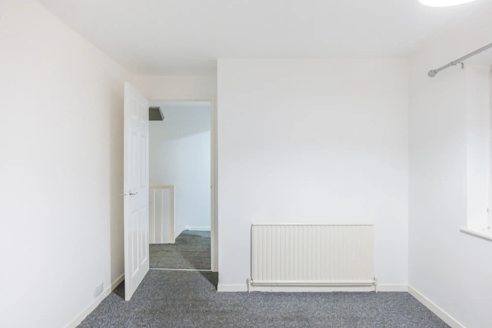 property photo 13 of 20