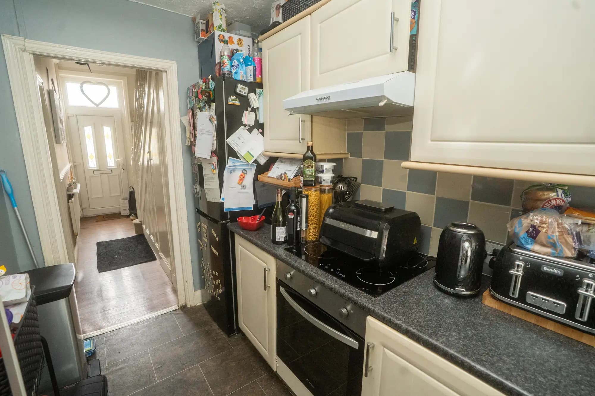 property photo 7 of 17