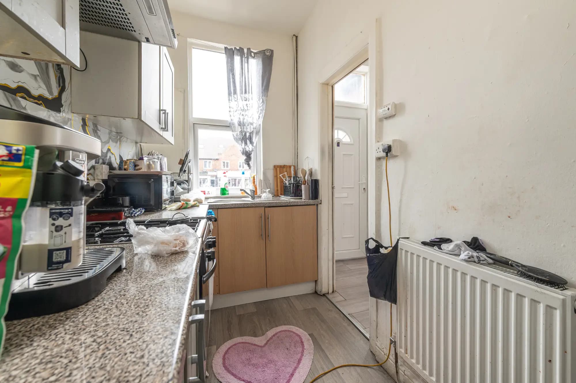 property photo 6 of 14