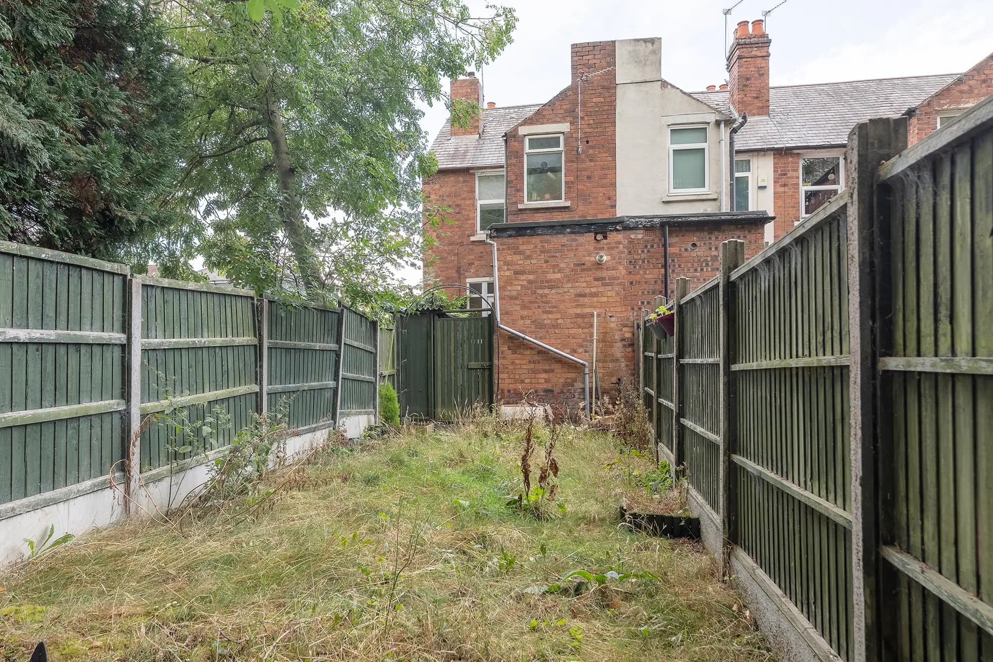 property photo 21 of 27