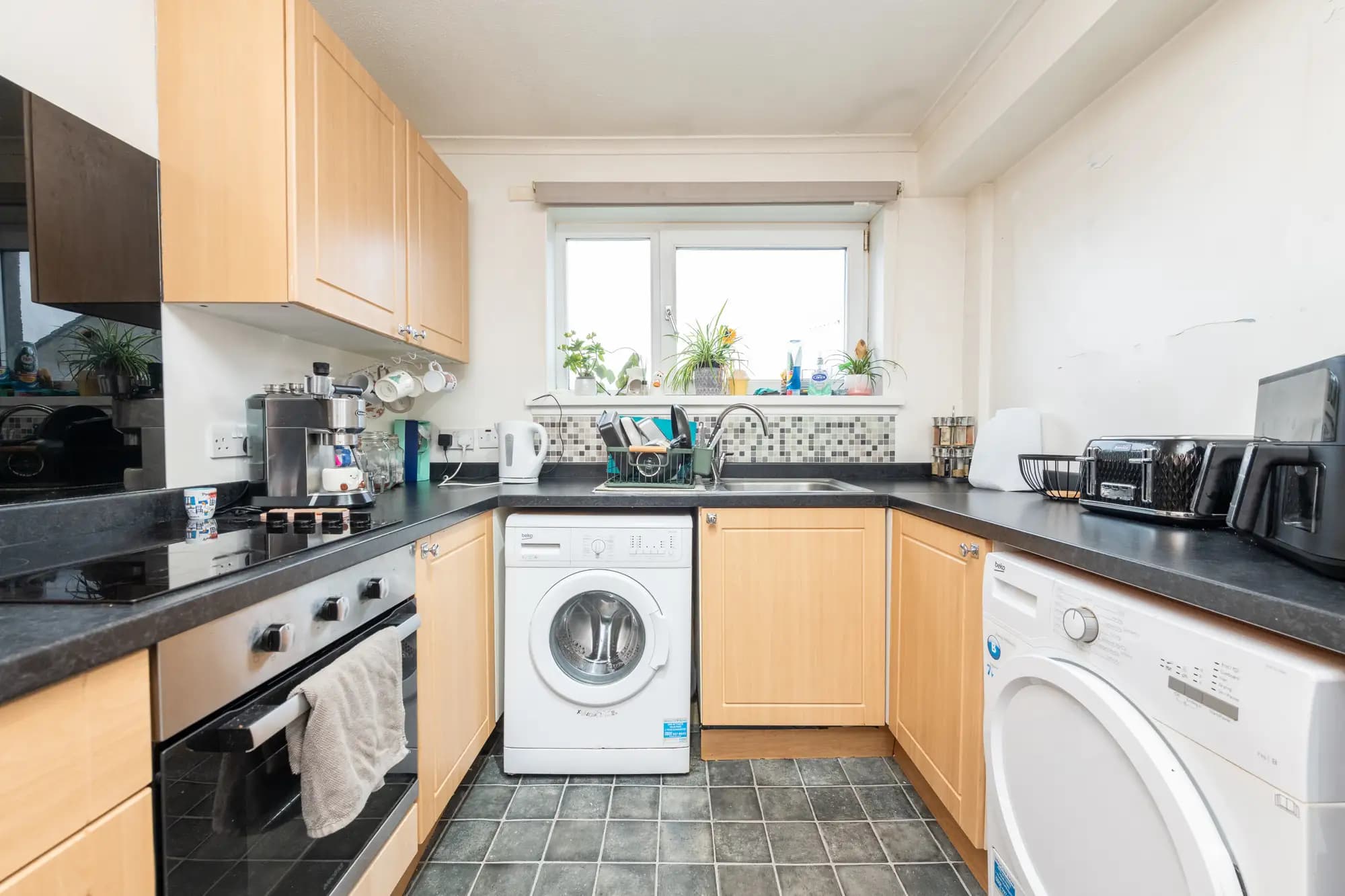 property photo 7 of 22