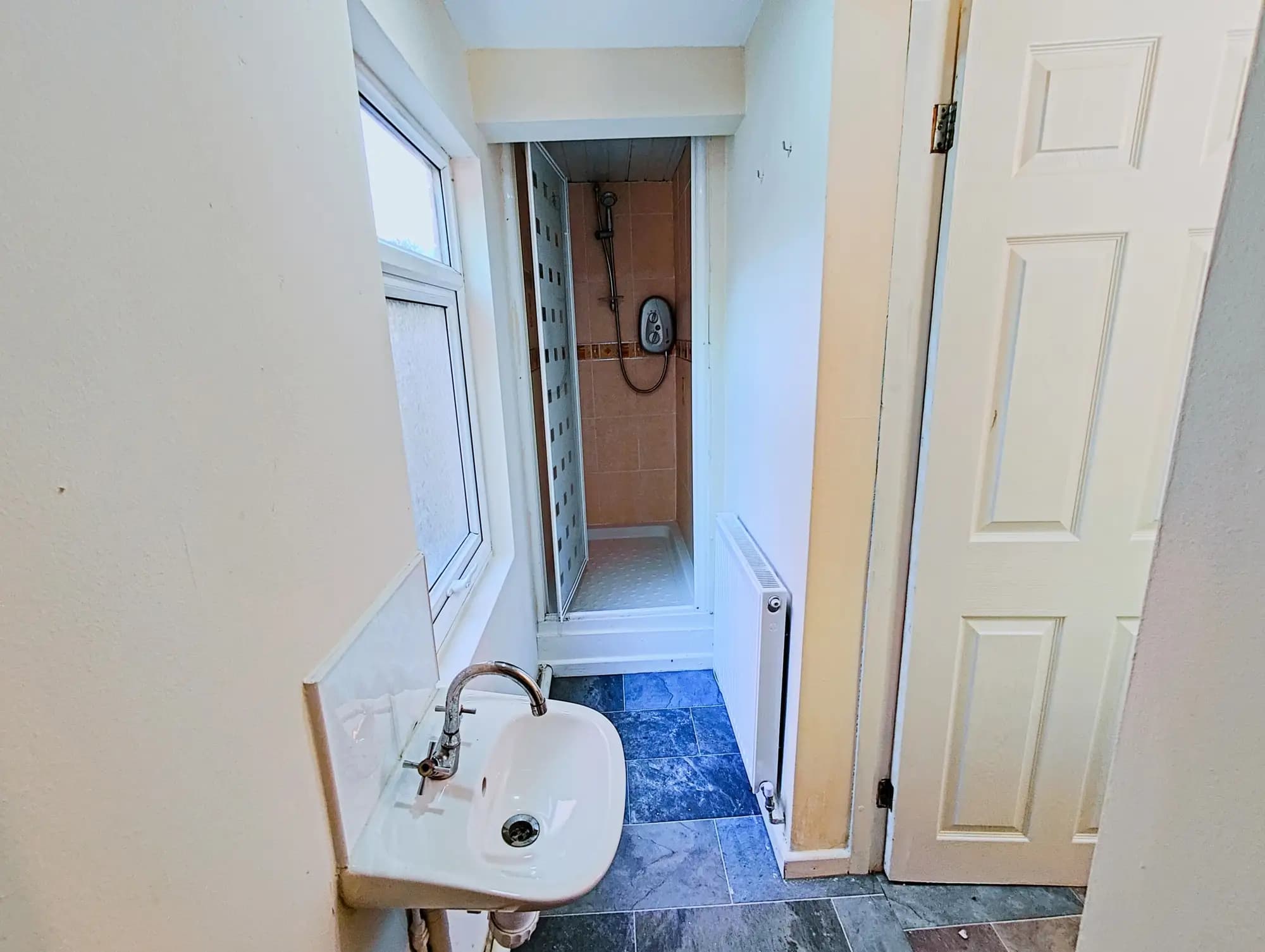 property photo 10 of 26