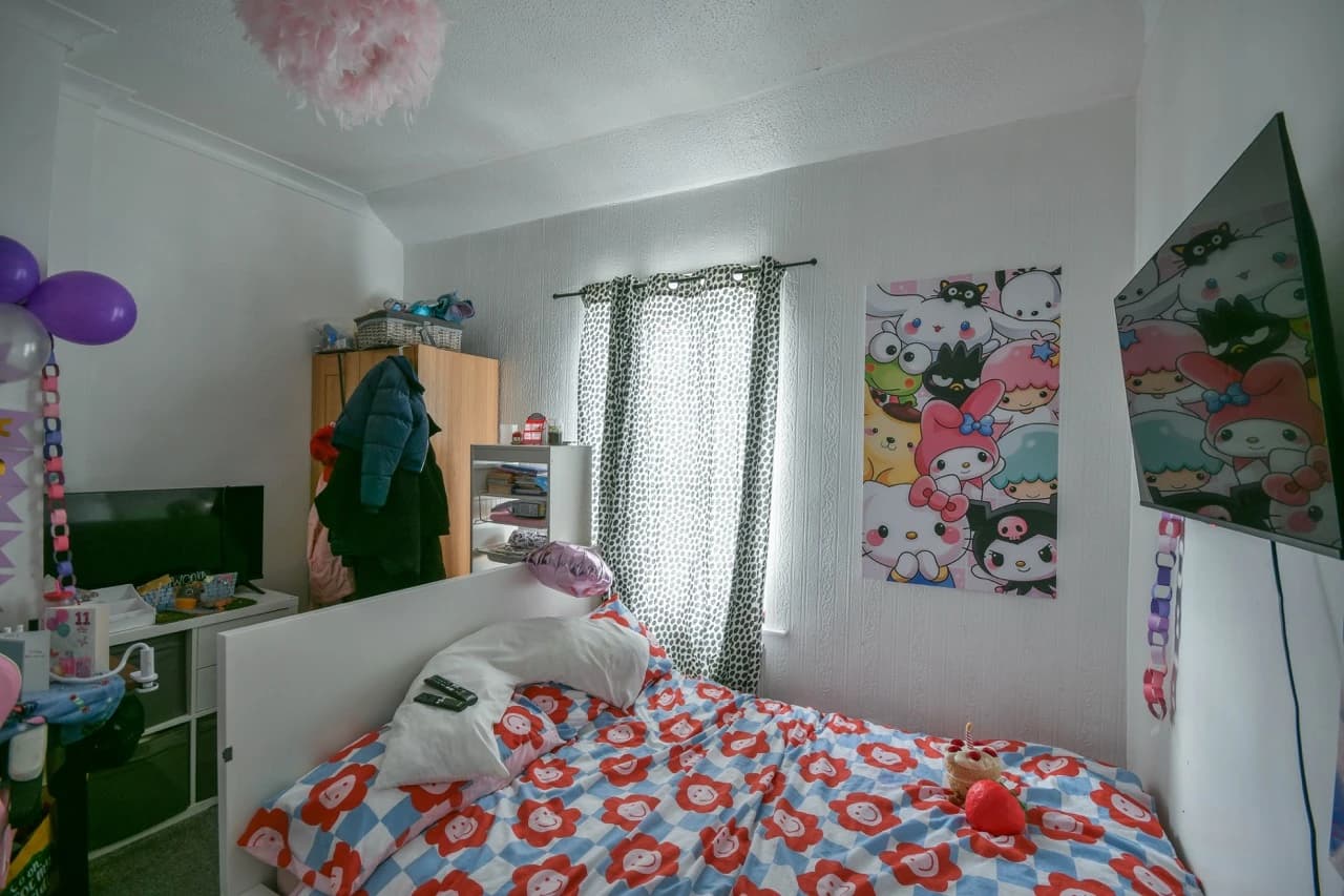 property photo 12 of 22