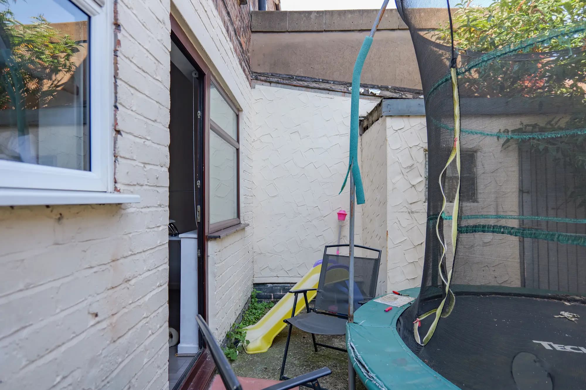 property photo 20 of 23