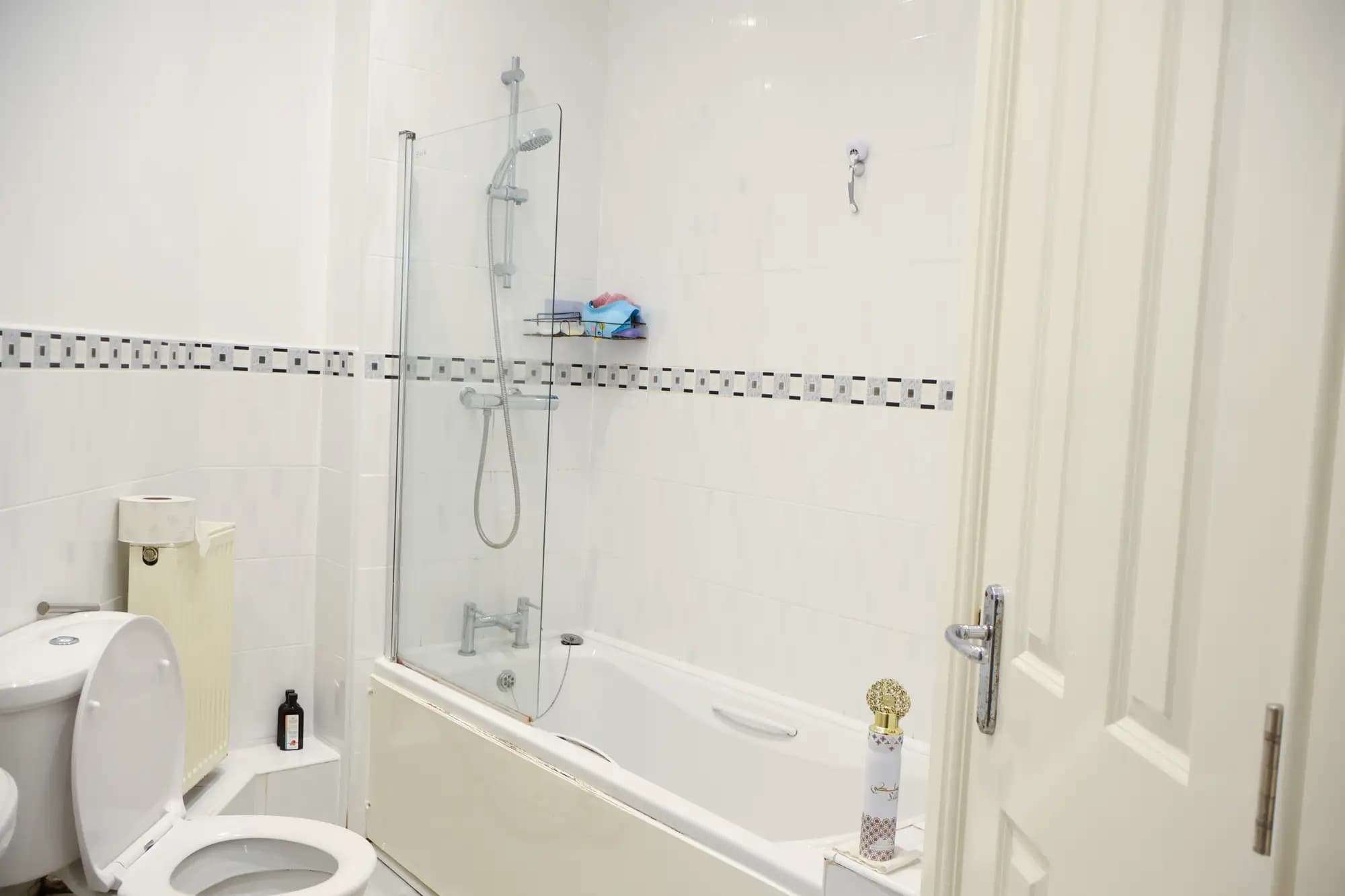 property photo 8 of 14