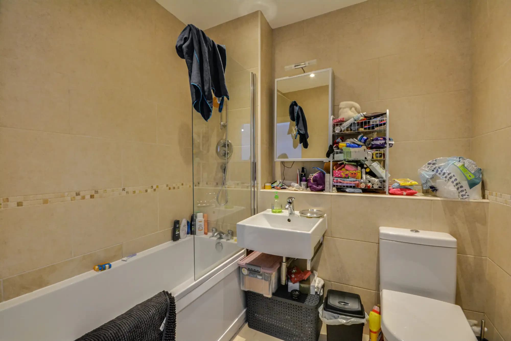 property photo 5 of 13