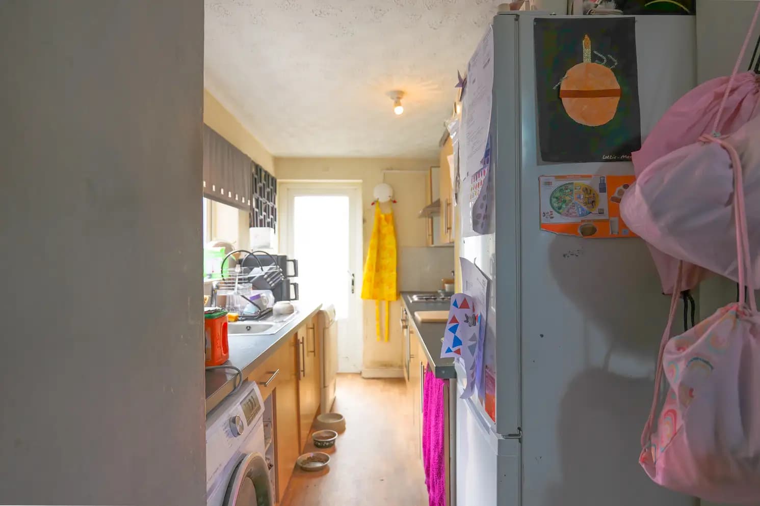 property photo 5 of 16