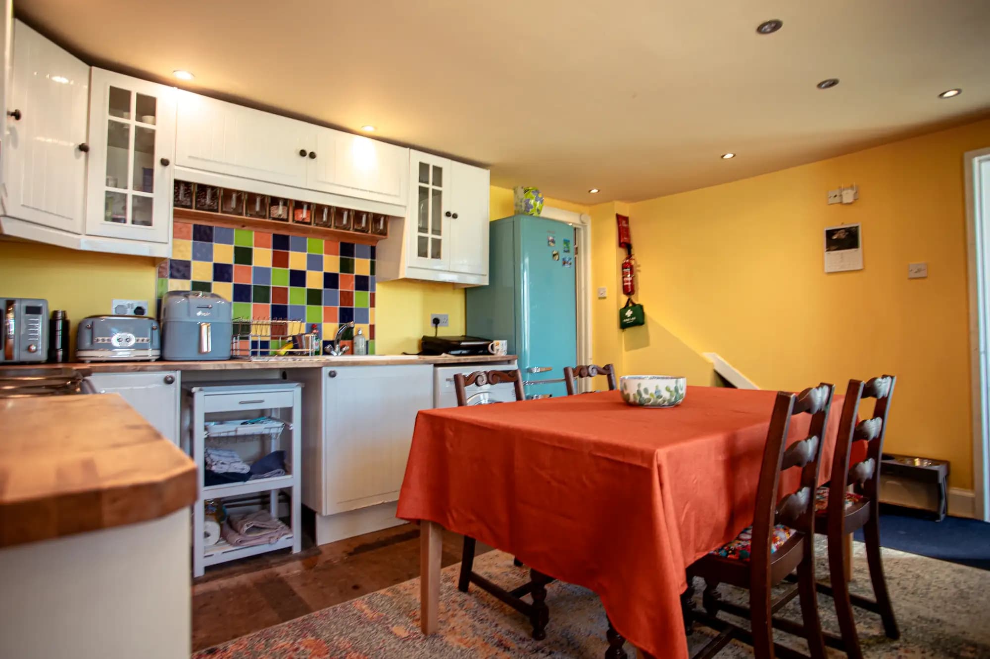 property photo 5 of 14