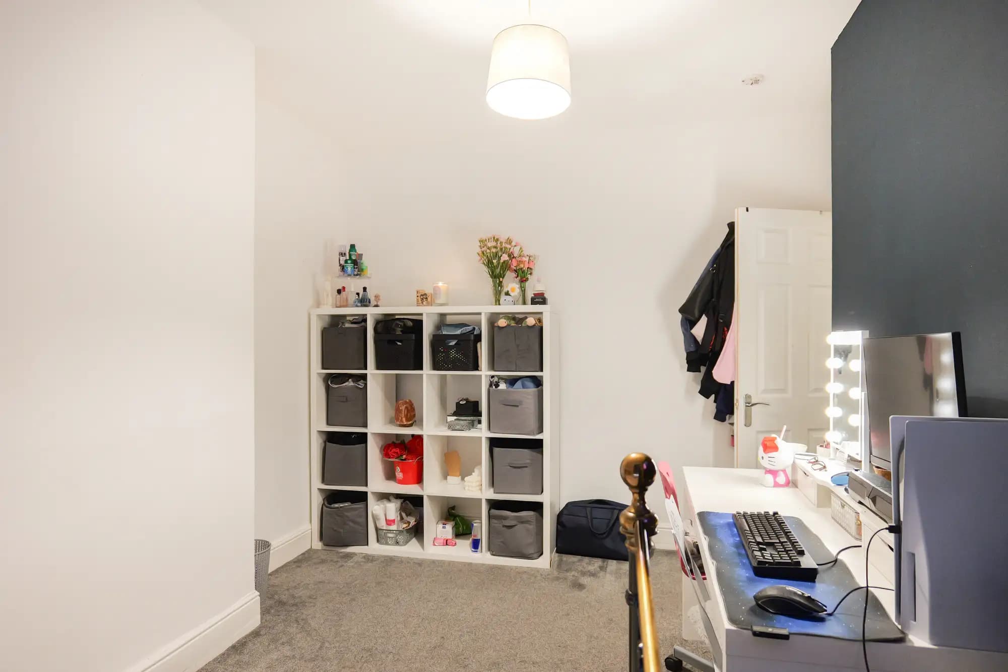 property photo 23 of 32