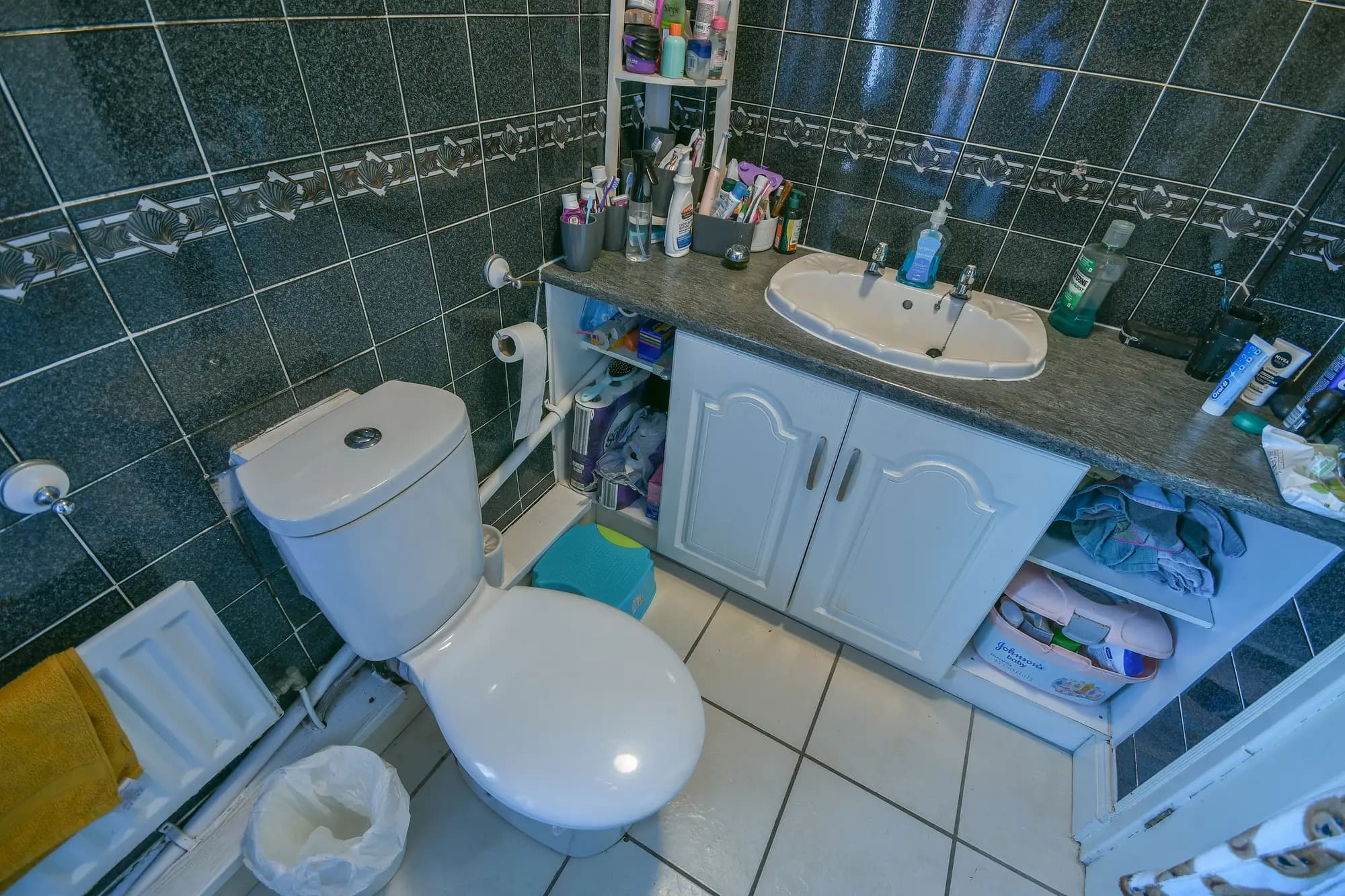 property photo 7 of 19
