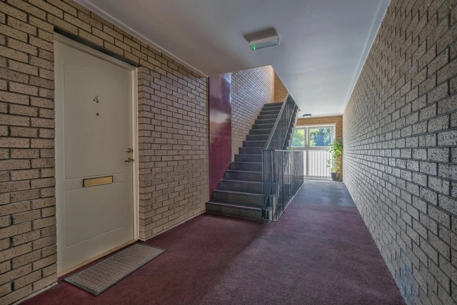 property photo 22 of 27