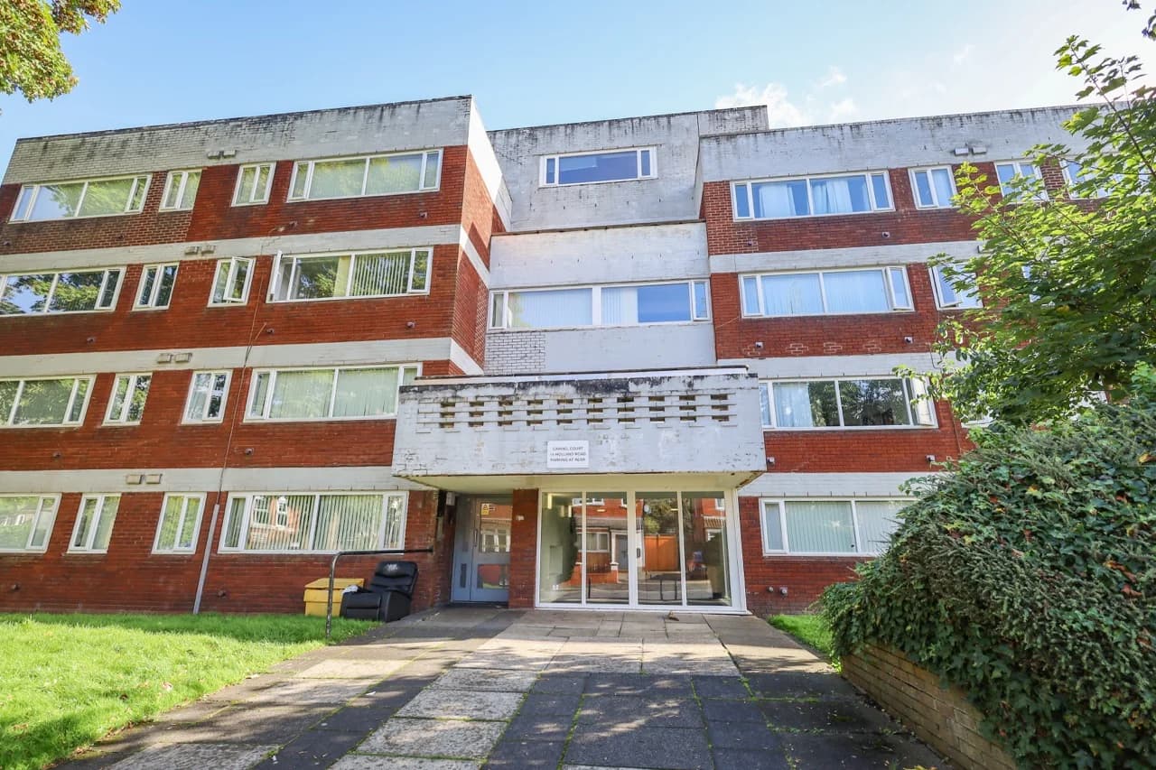 property photo 1 of 17