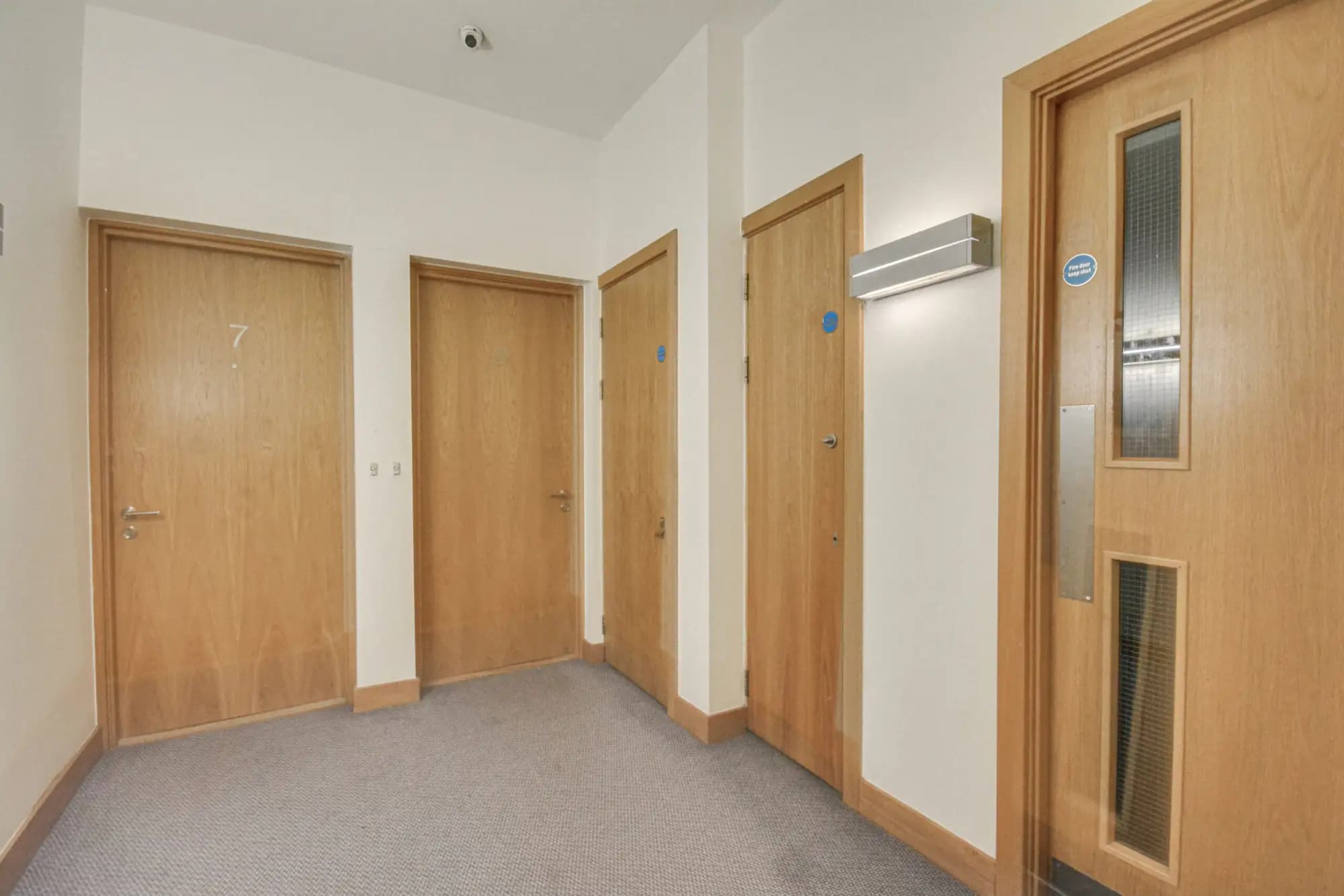 property photo 10 of 13