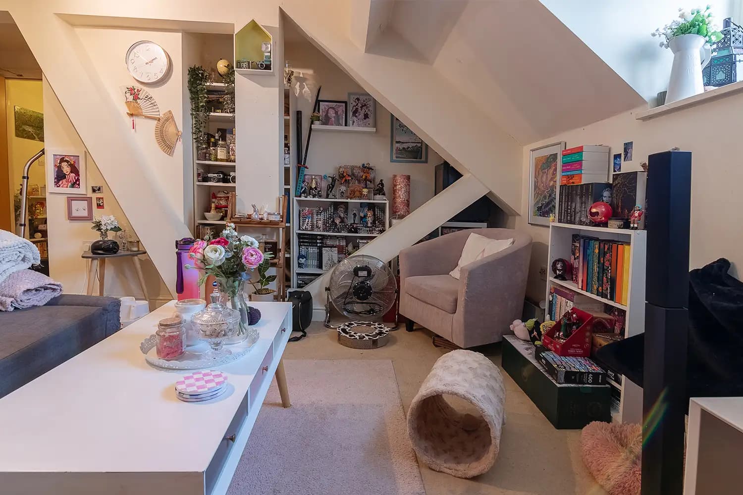 property photo 4 of 28