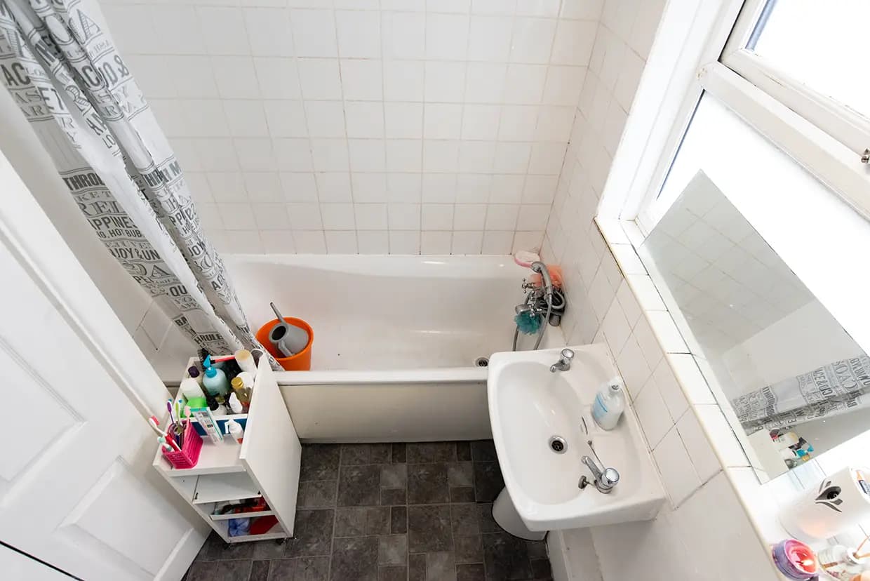 property photo 9 of 20