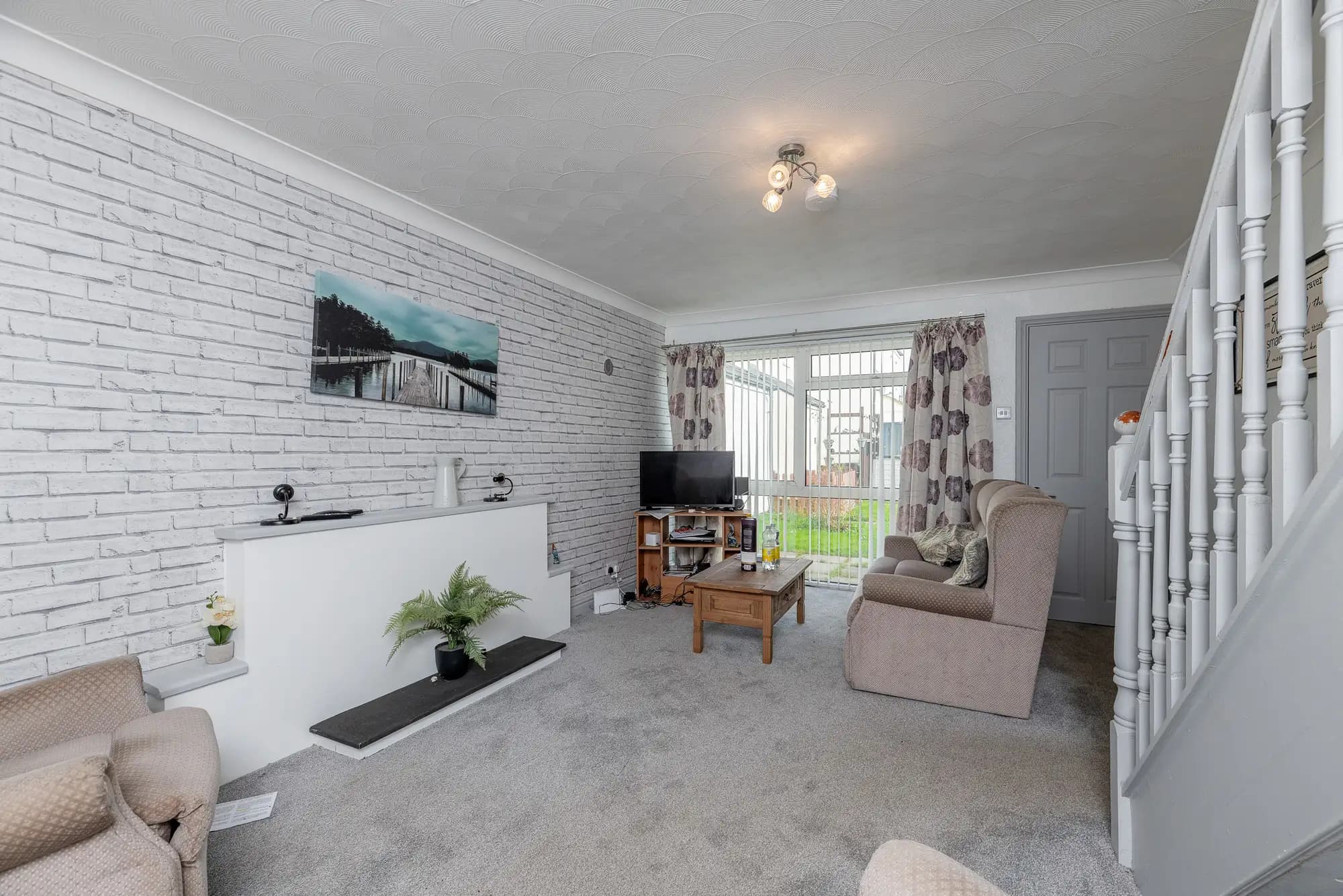 property photo 5 of 21