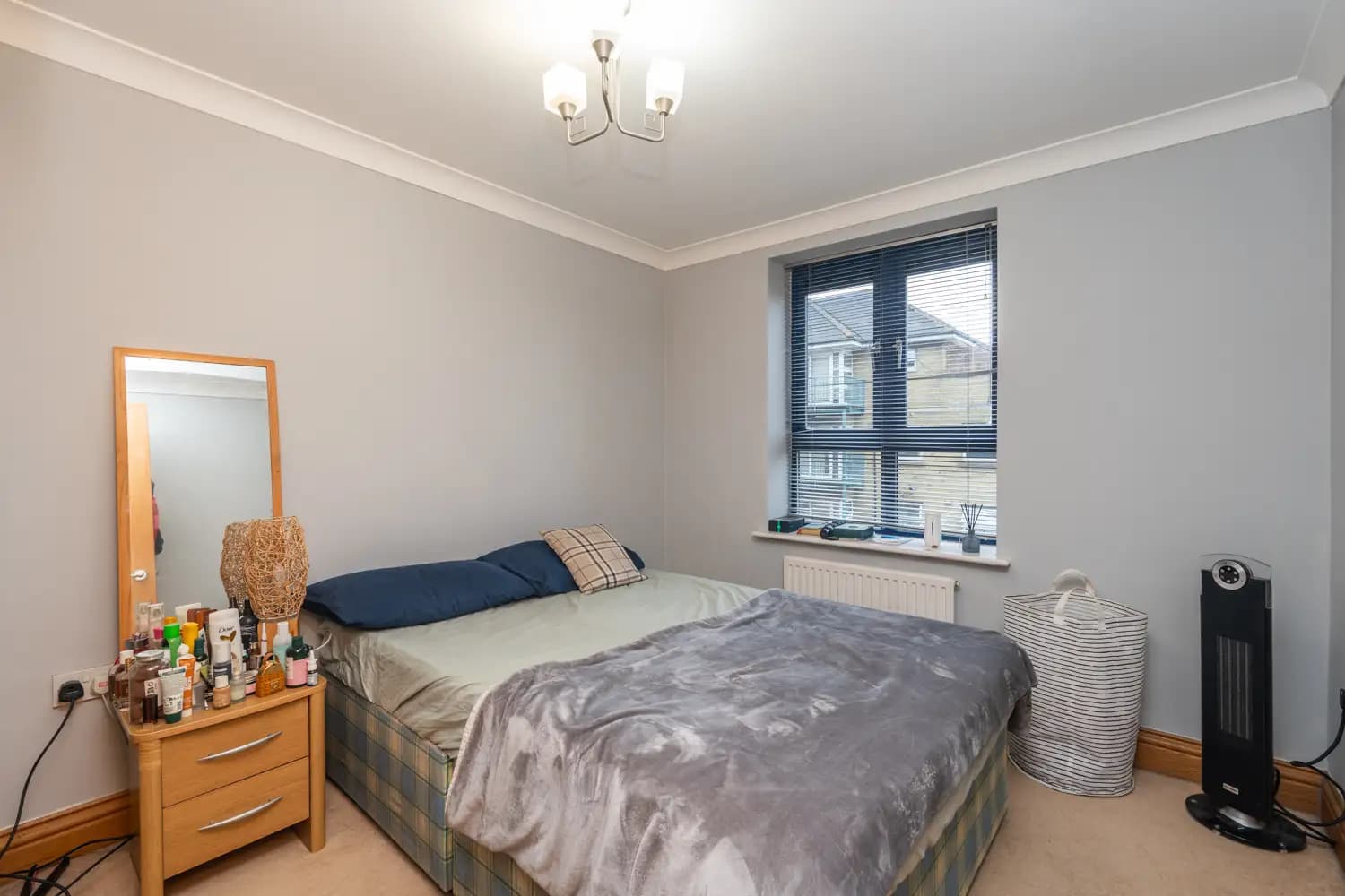 property photo 12 of 19