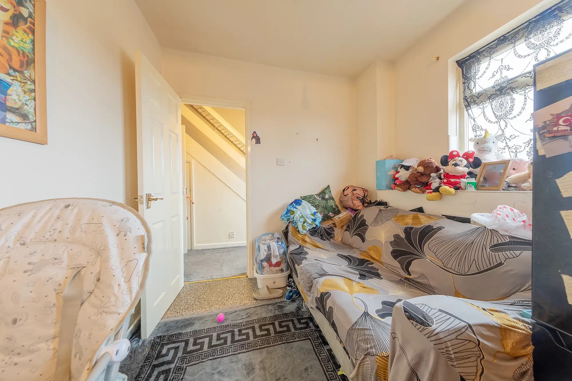 property photo 8 of 20