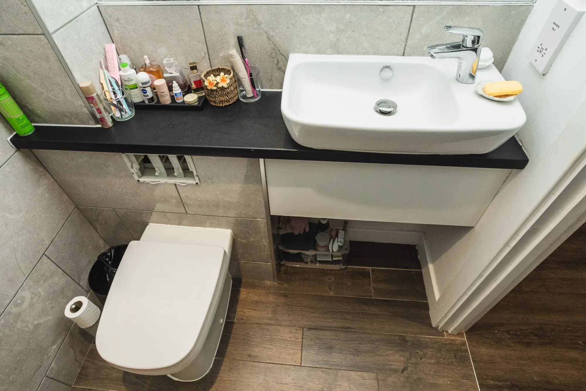 property photo 12 of 19