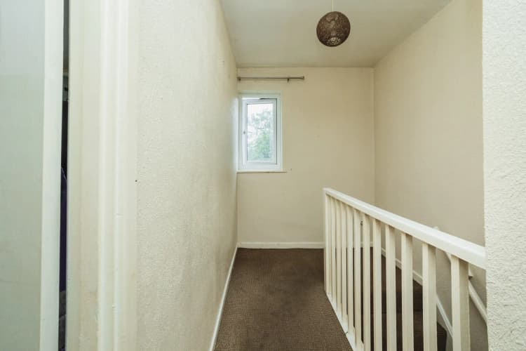 property photo 18 of 21