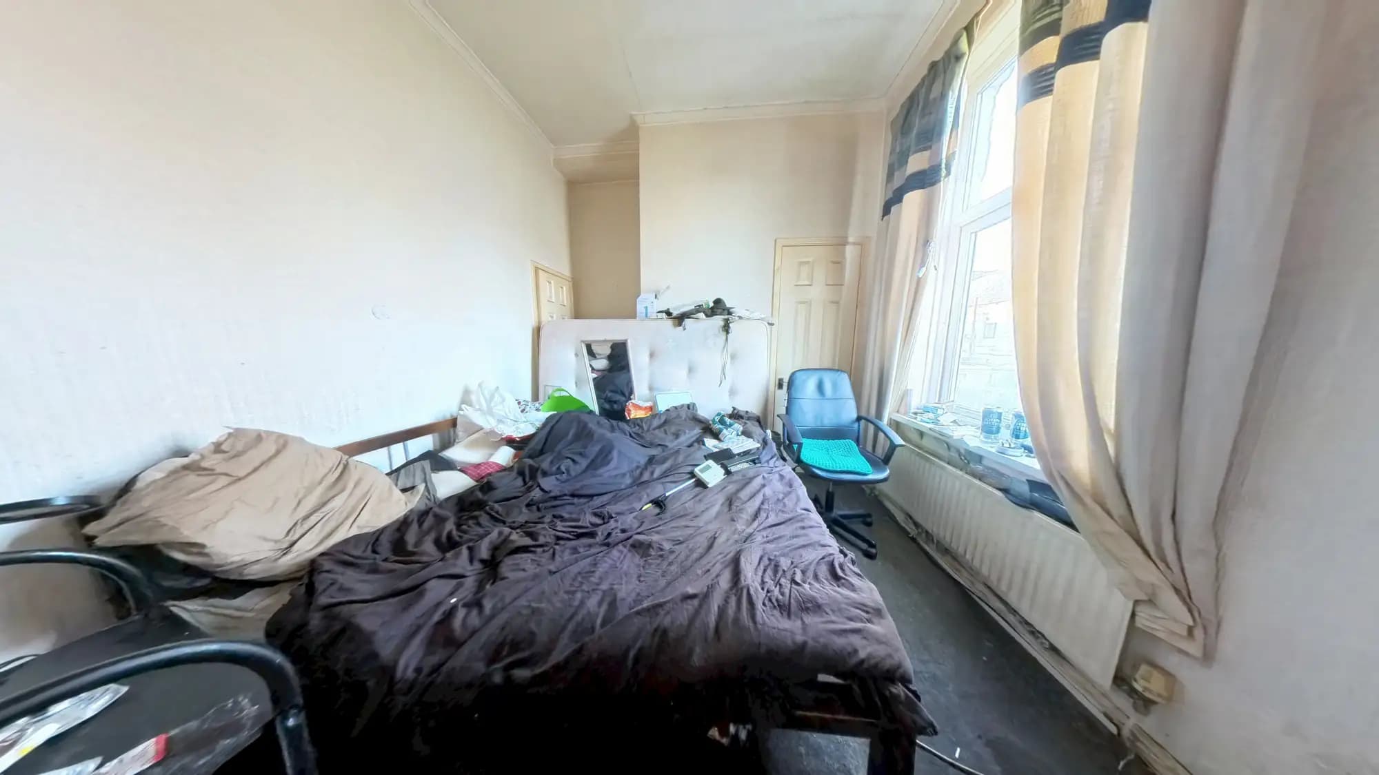 property photo 10 of 16