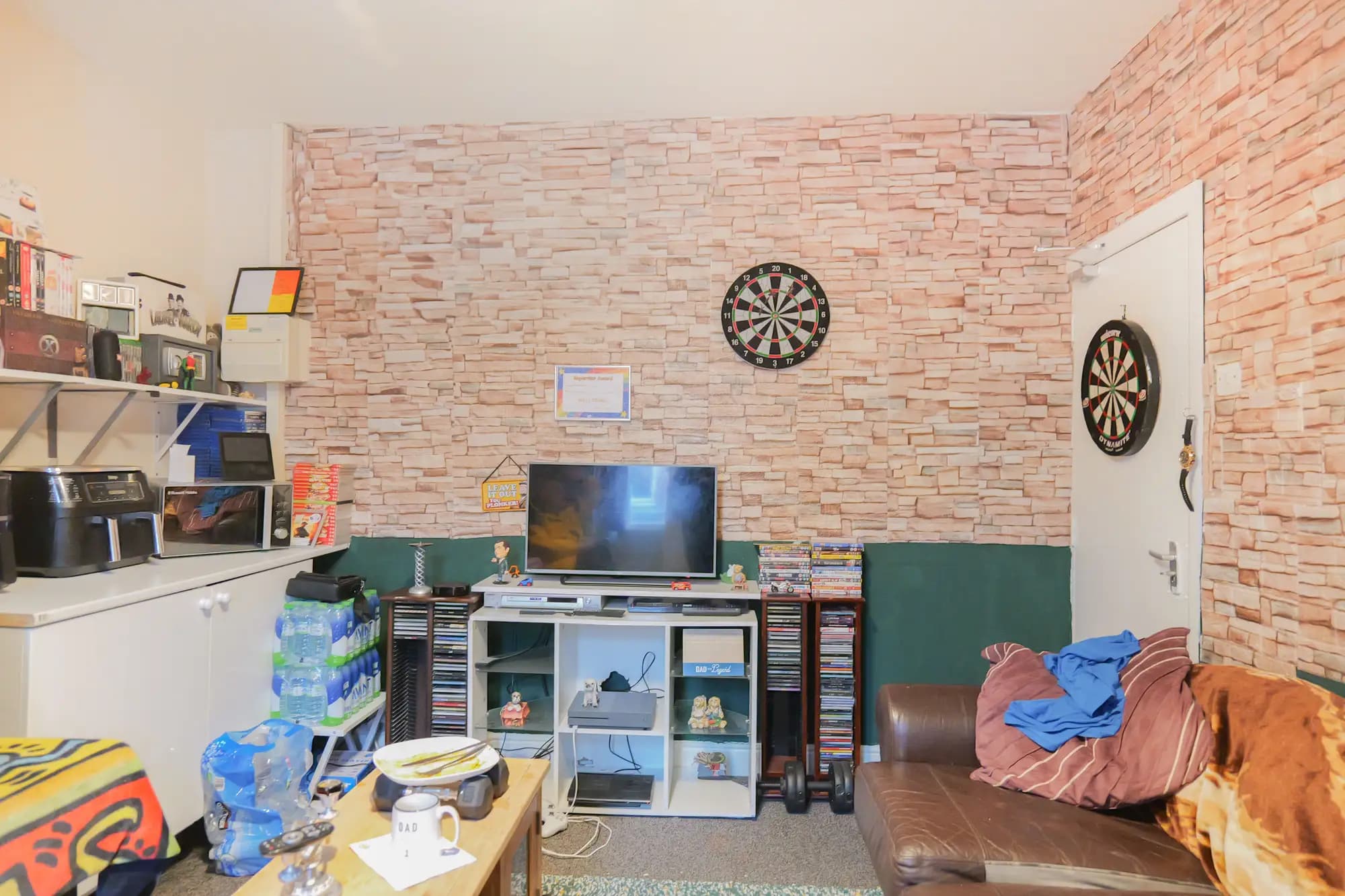 property photo 2 of 28