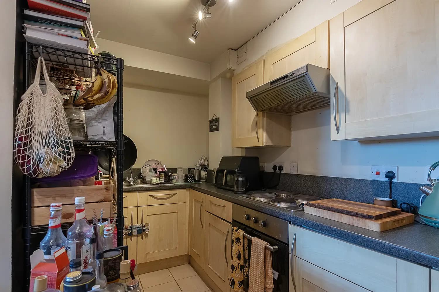 property photo 8 of 28