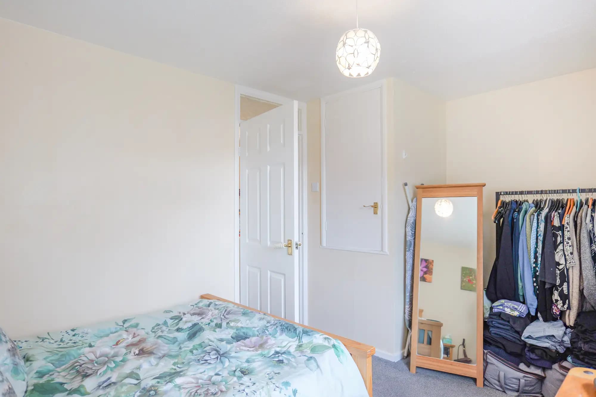 property photo 12 of 25