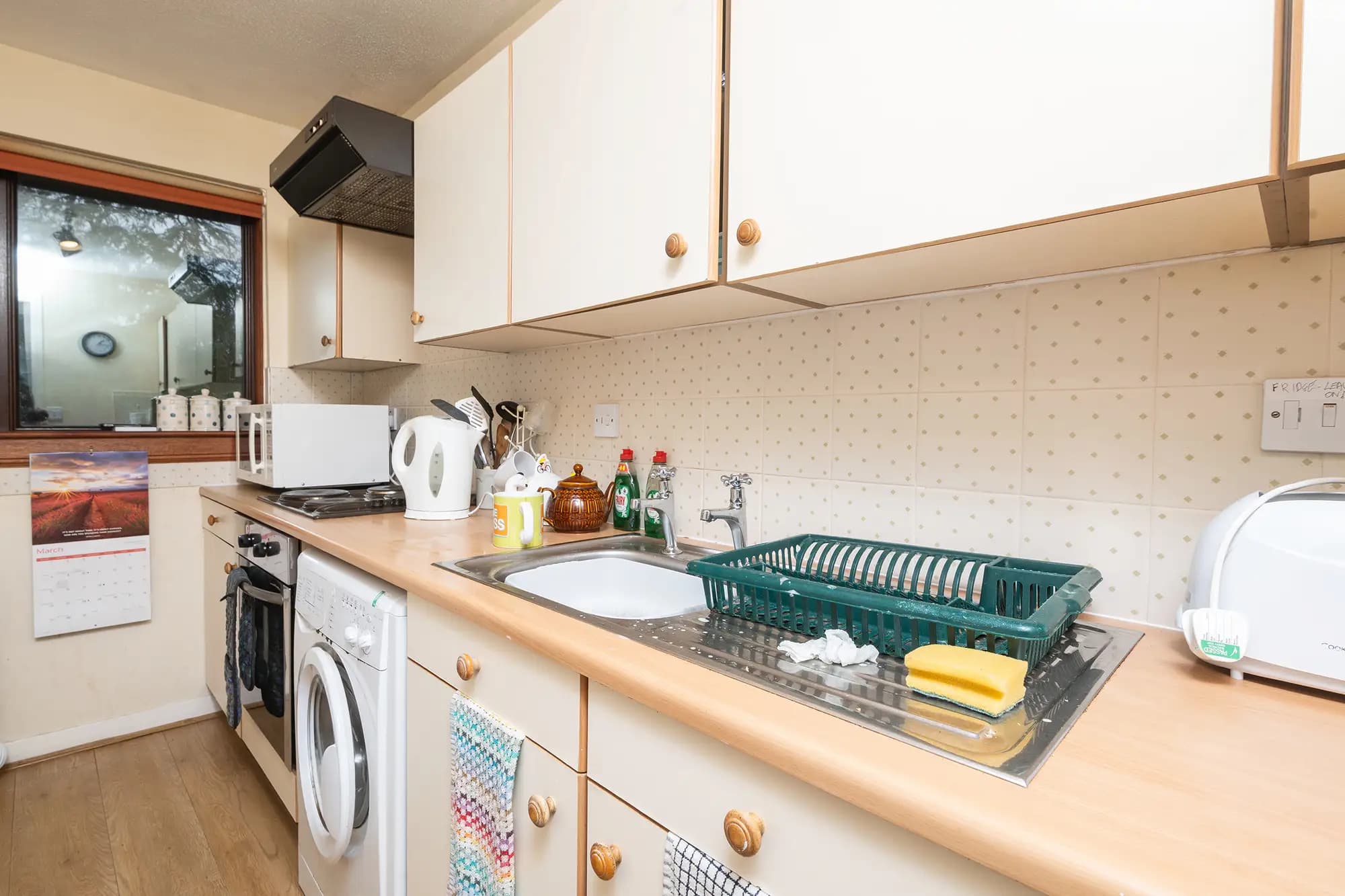 property photo 6 of 14