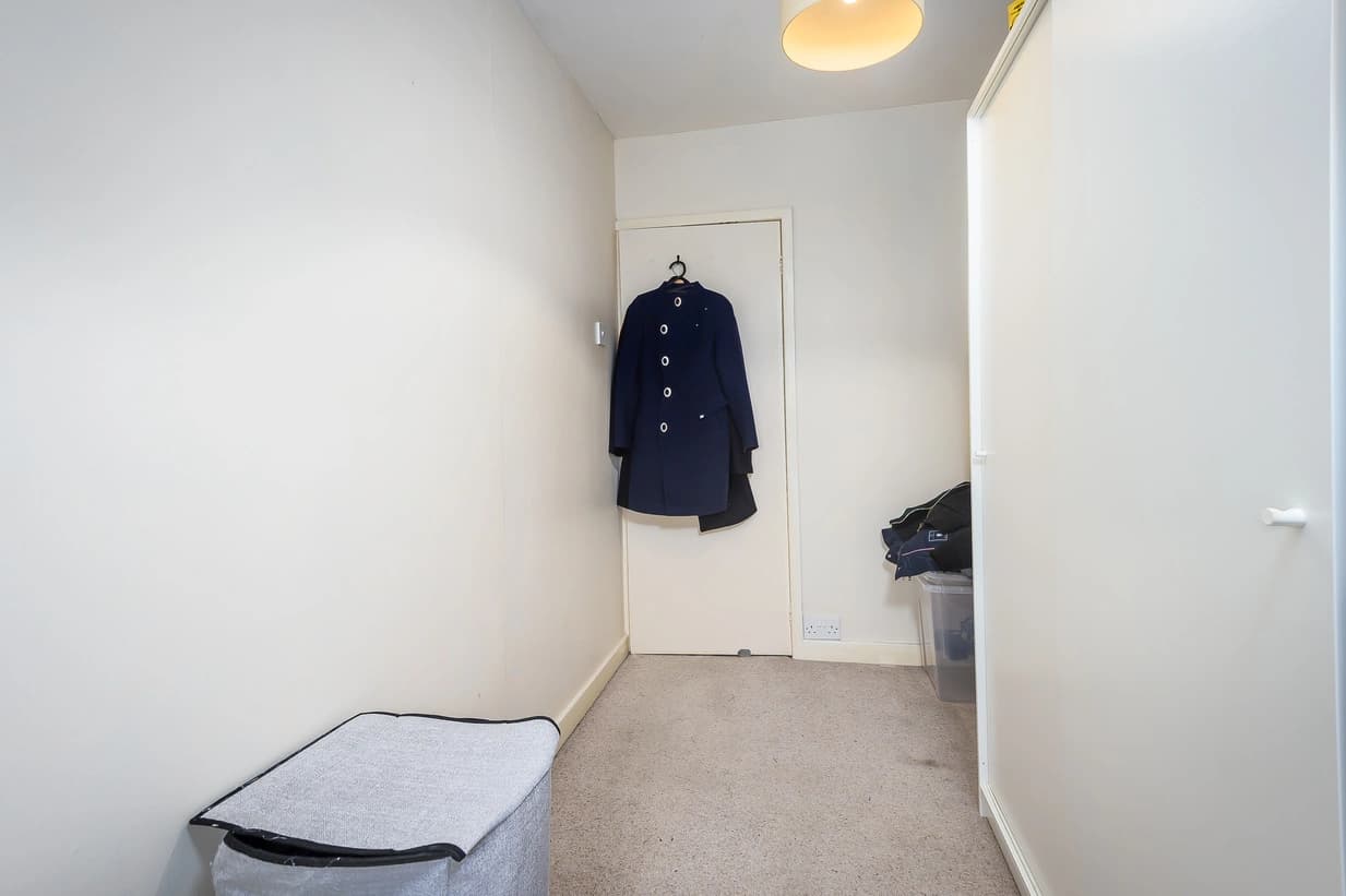 property photo 14 of 24