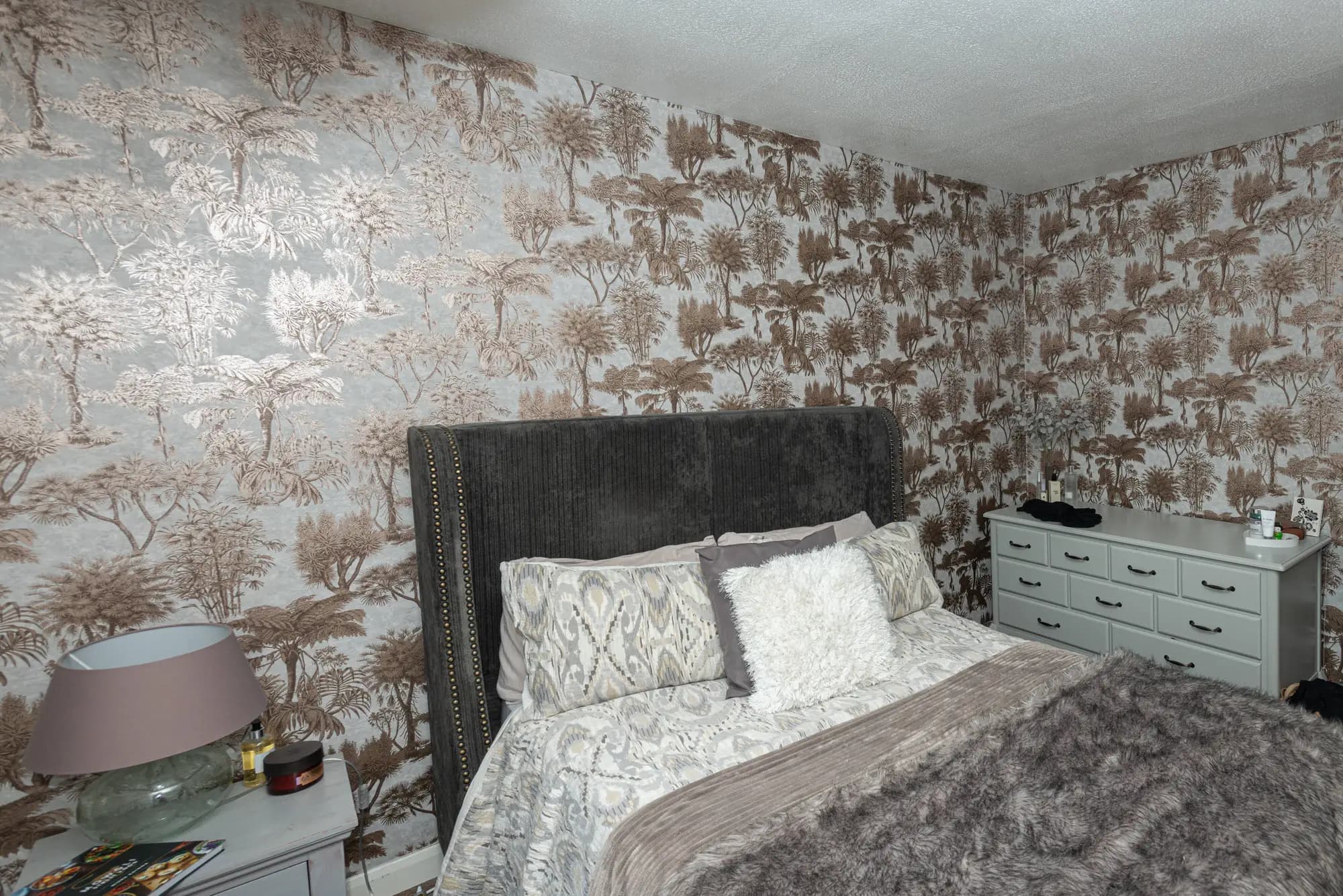 property photo 18 of 25