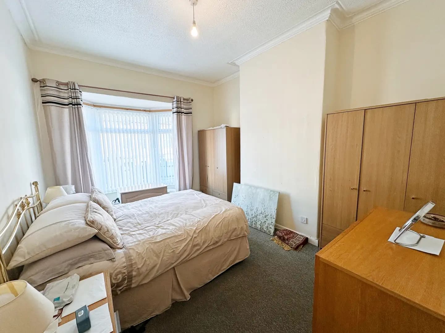 property photo 13 of 30