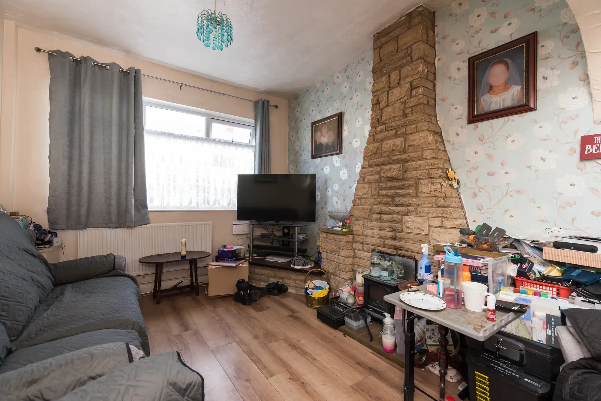 property photo 4 of 17