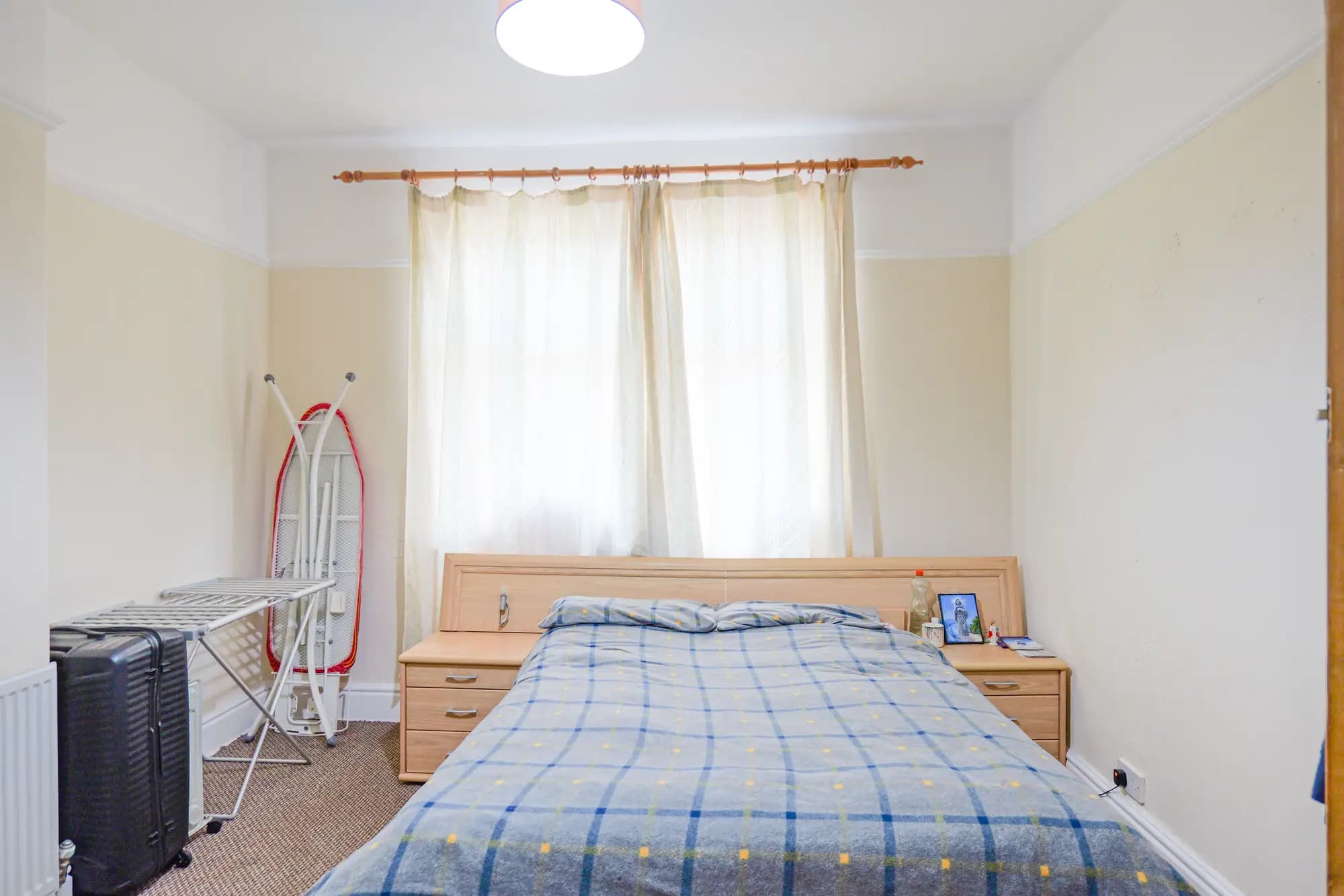 property photo 9 of 17