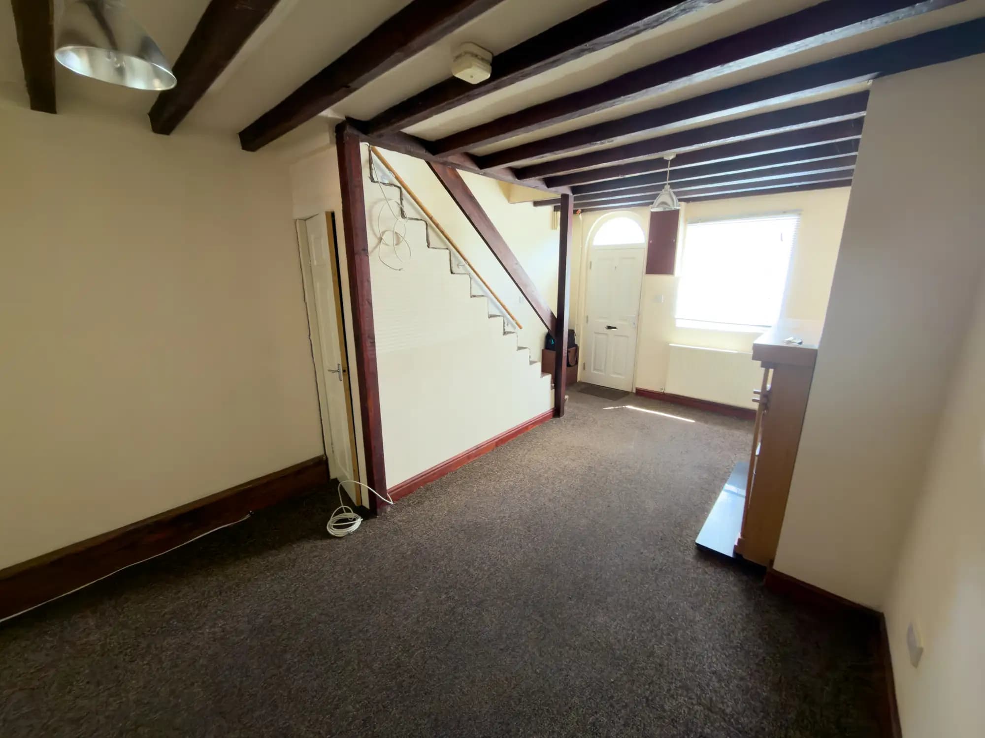 property photo 4 of 17