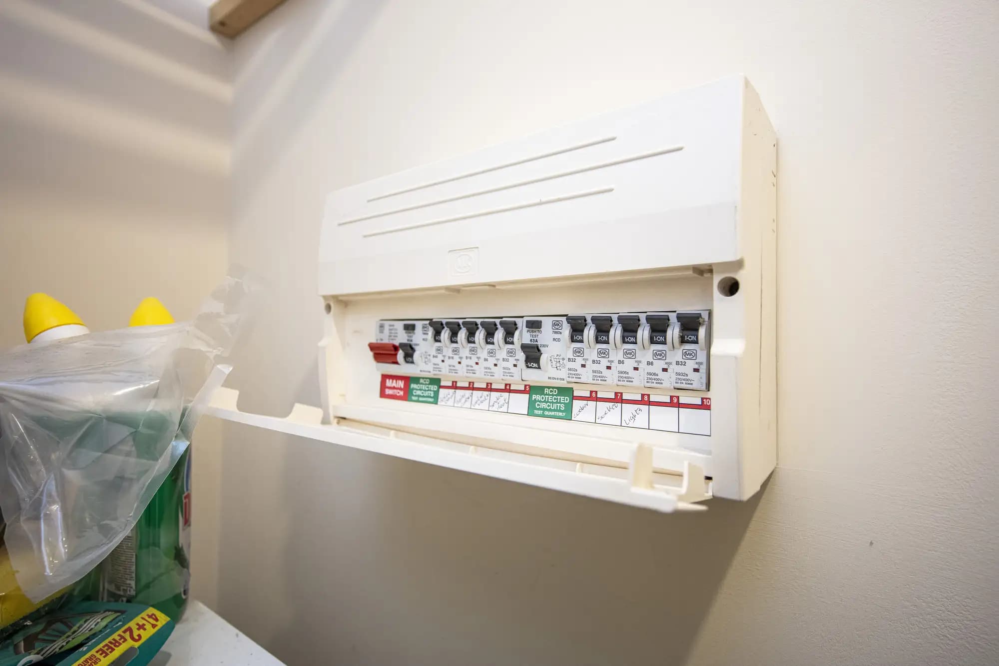 property photo 10 of 12