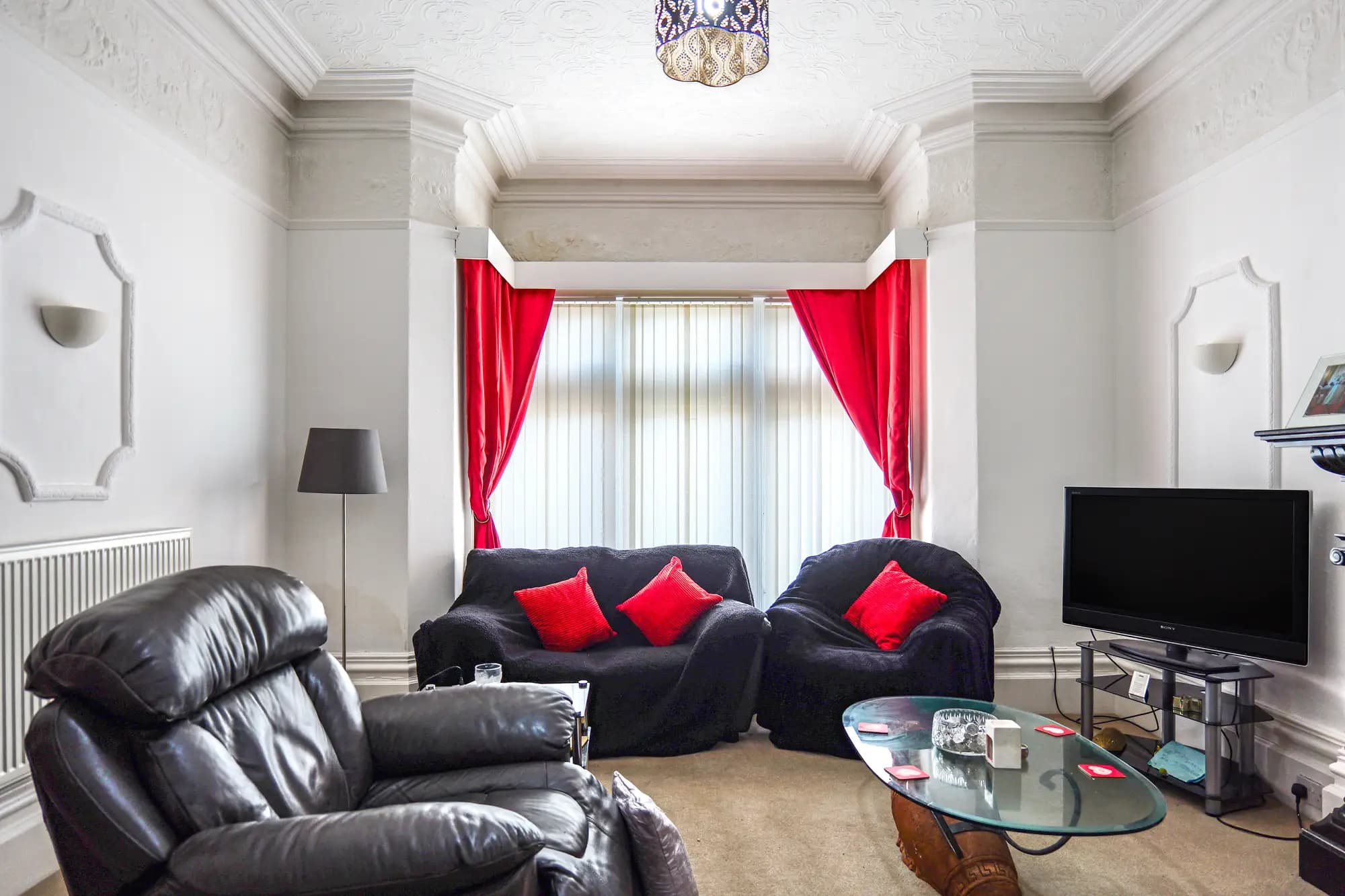 property photo 11 of 54