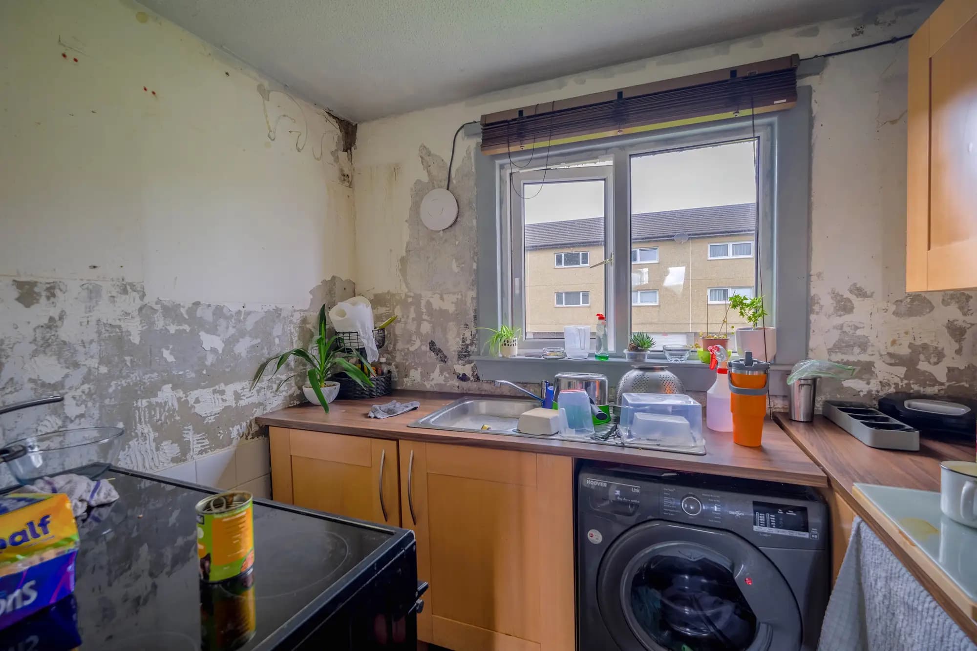 property photo 11 of 32