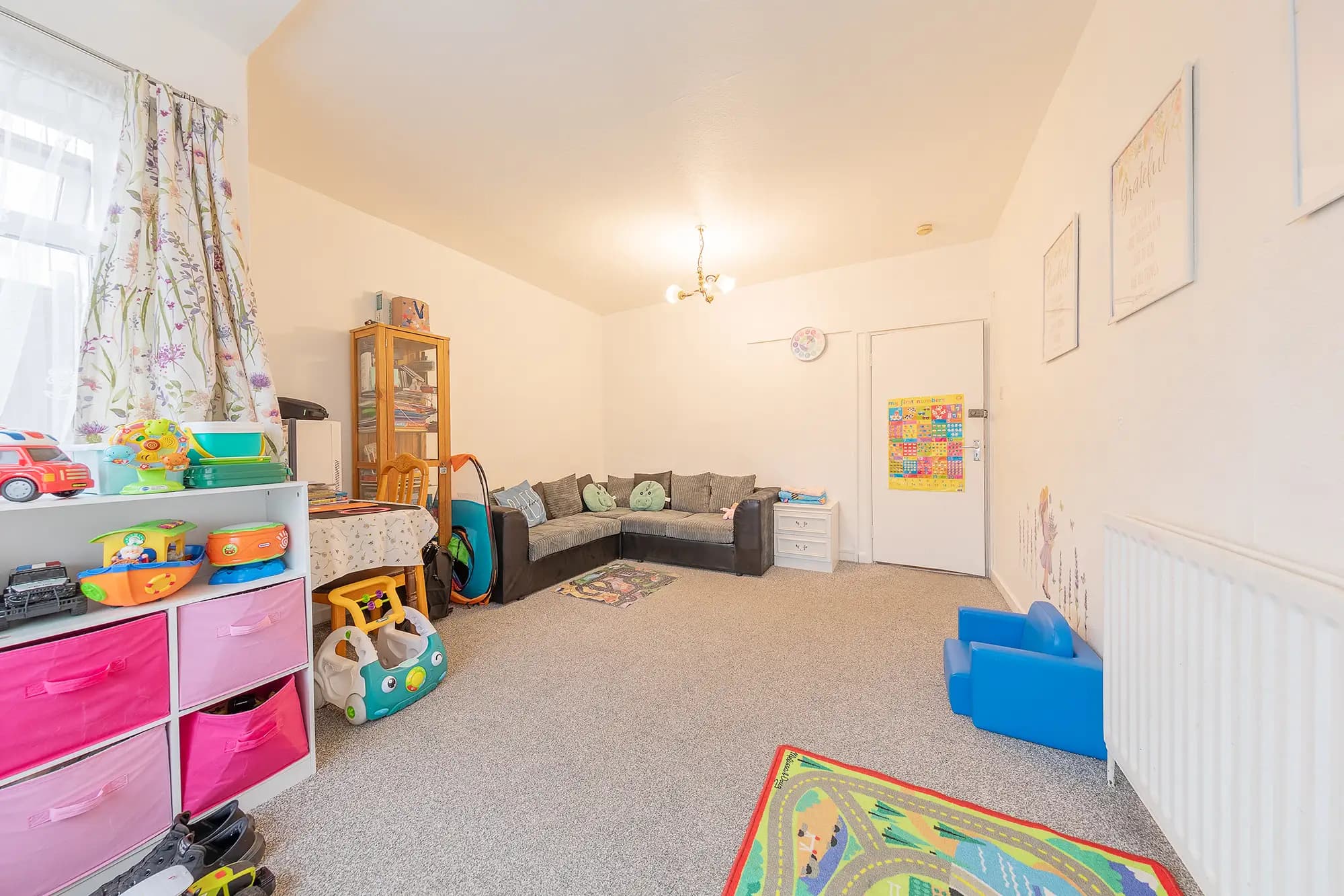 property photo 4 of 24