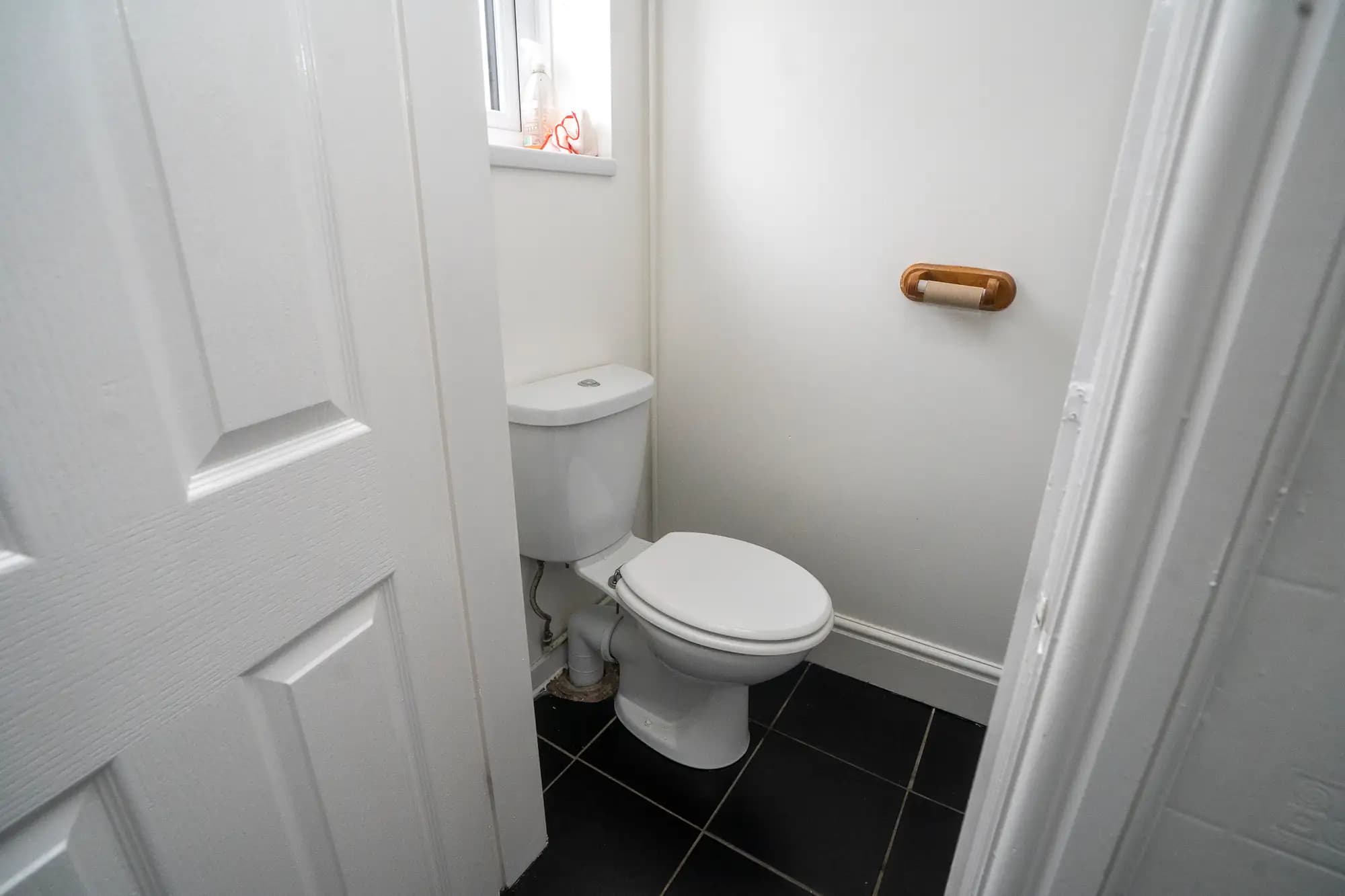 property photo 9 of 26