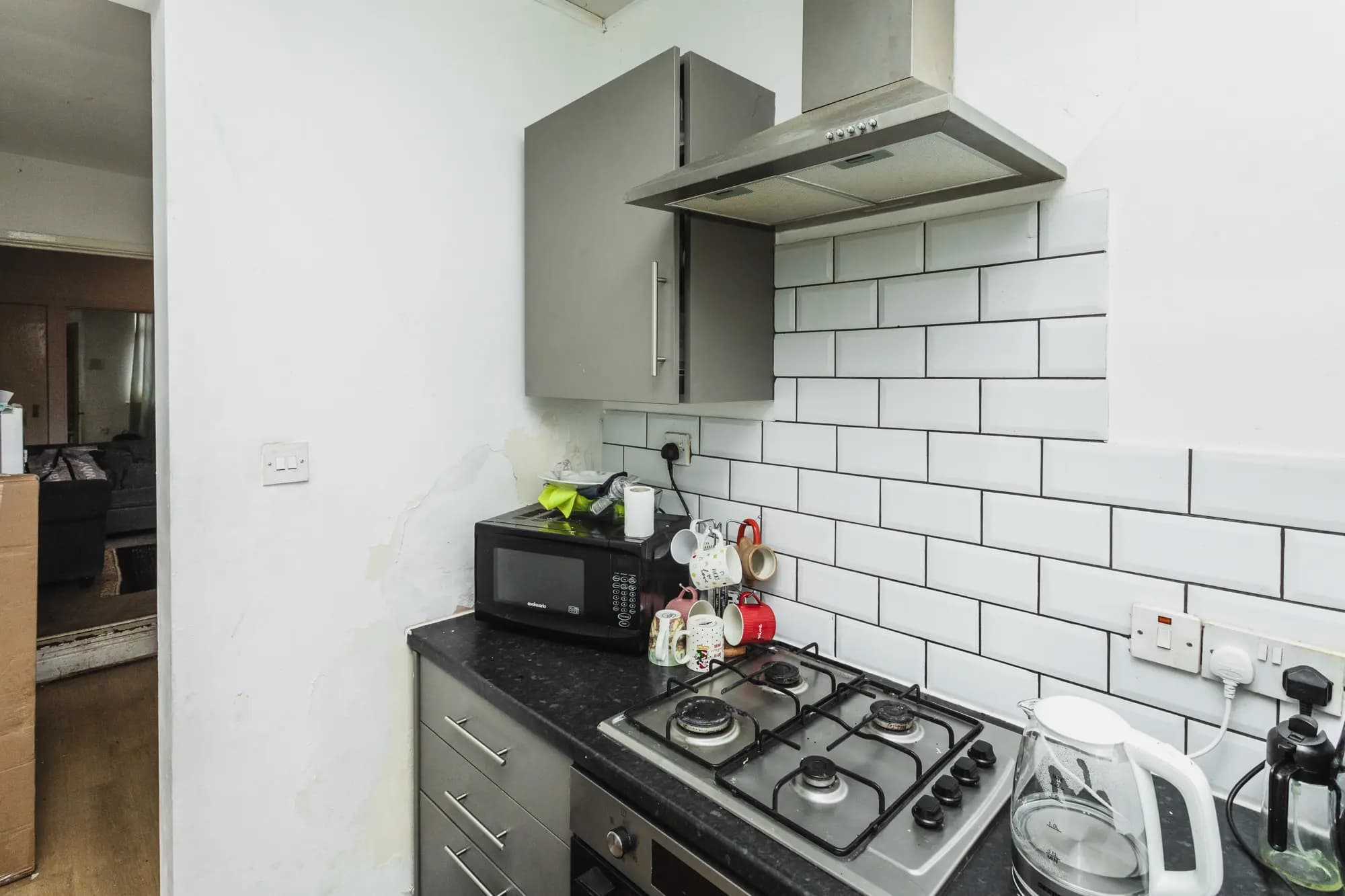 property photo 9 of 36