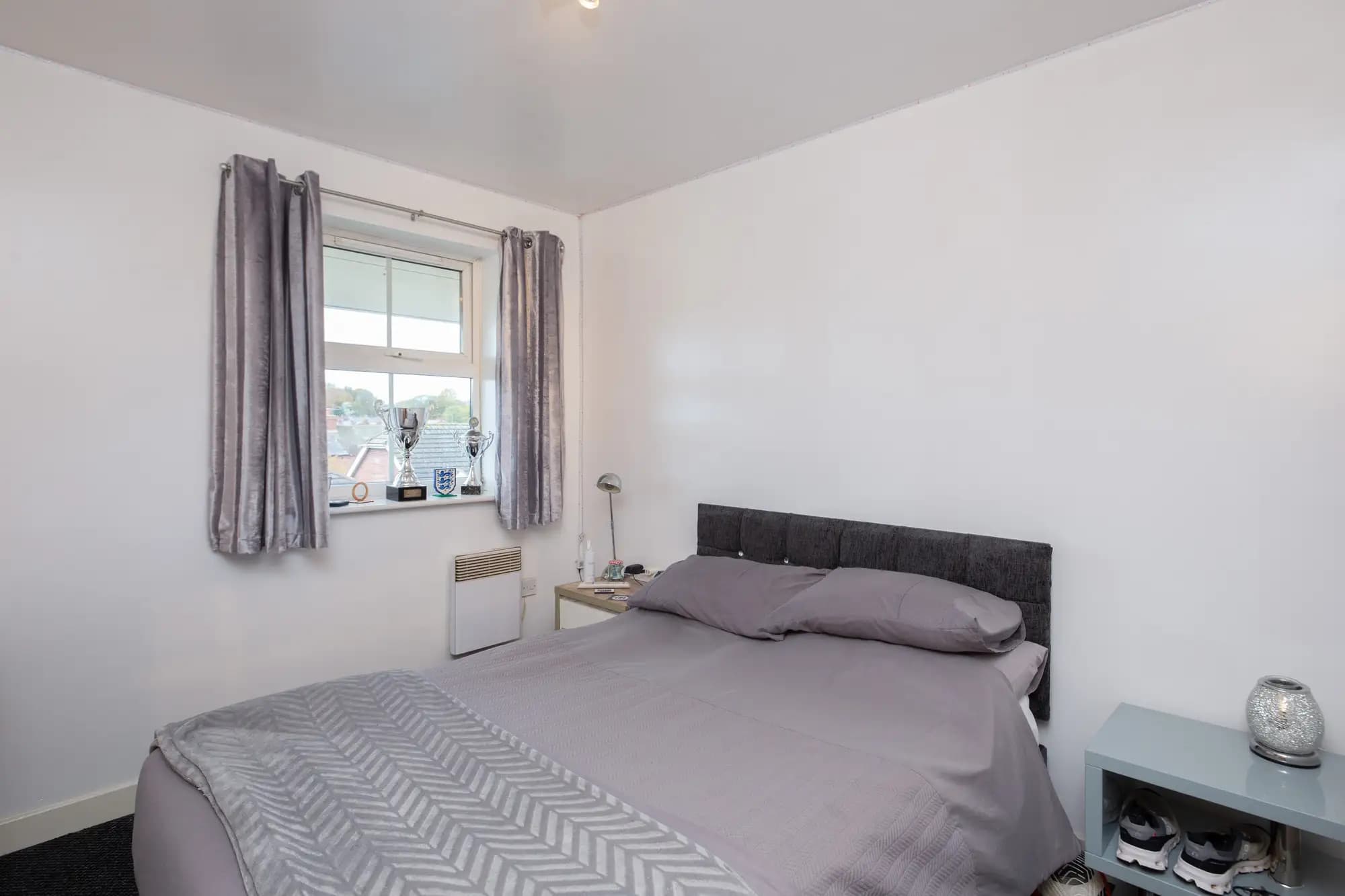 property photo 10 of 18