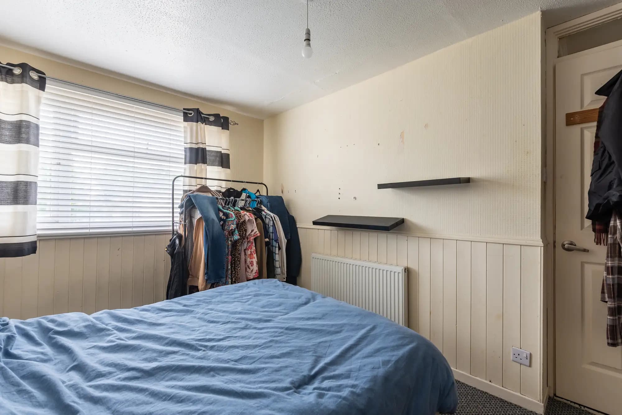property photo 18 of 27