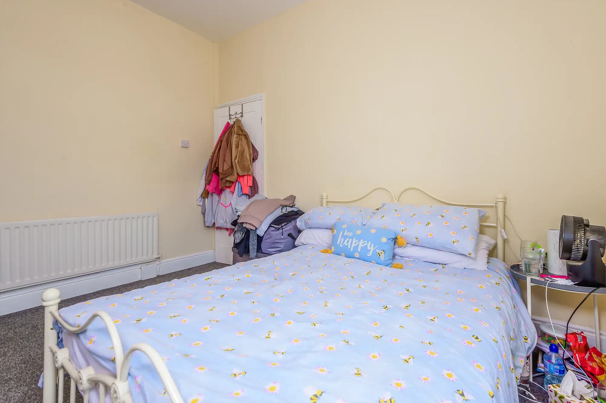 property photo 6 of 10