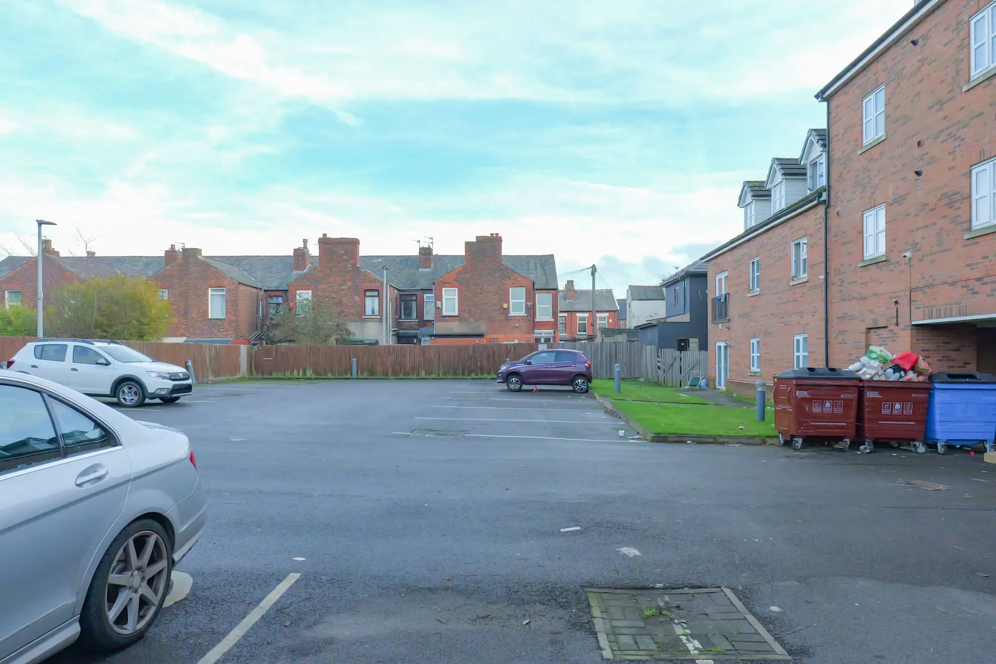 property photo 27 of 28