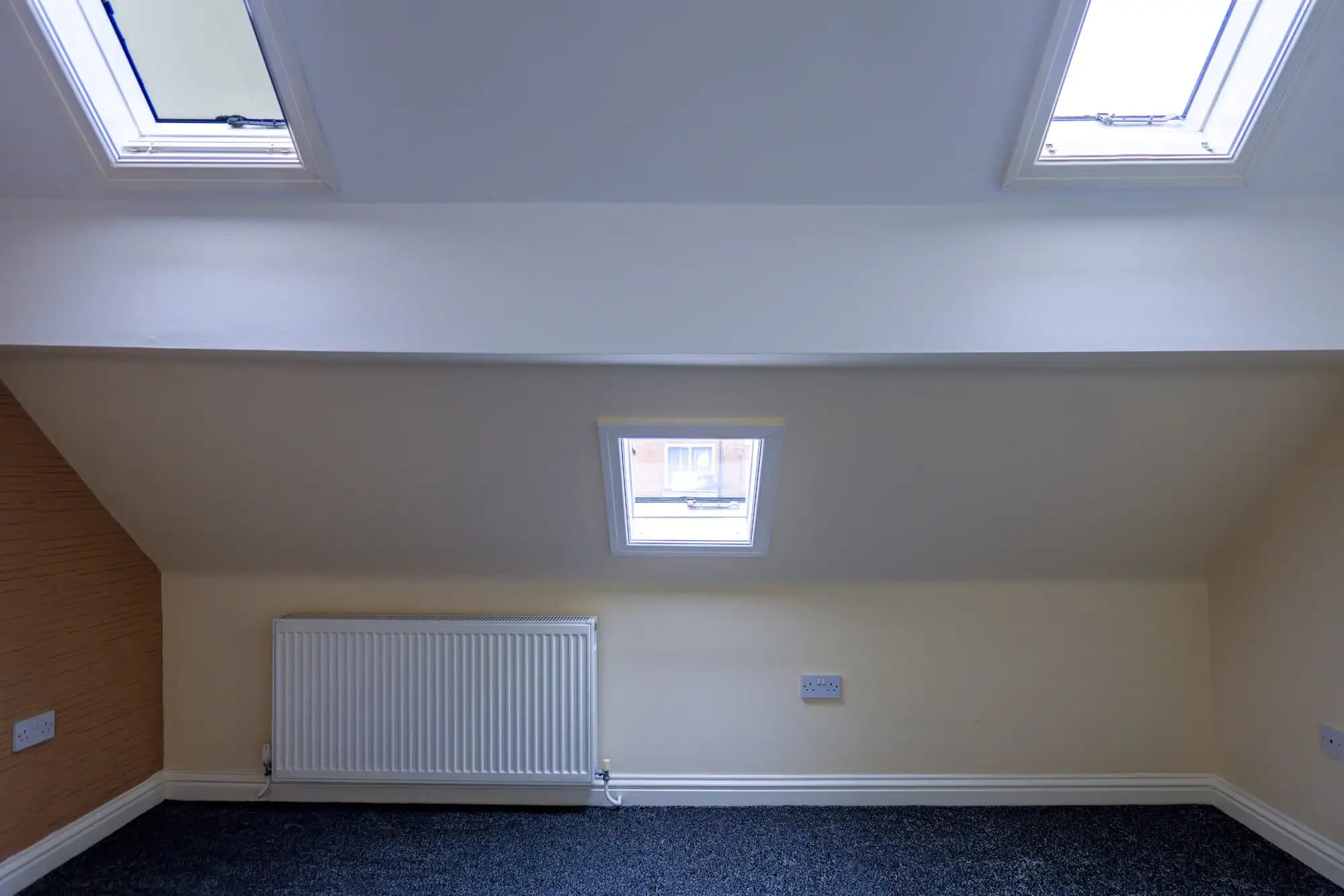 property photo 21 of 24